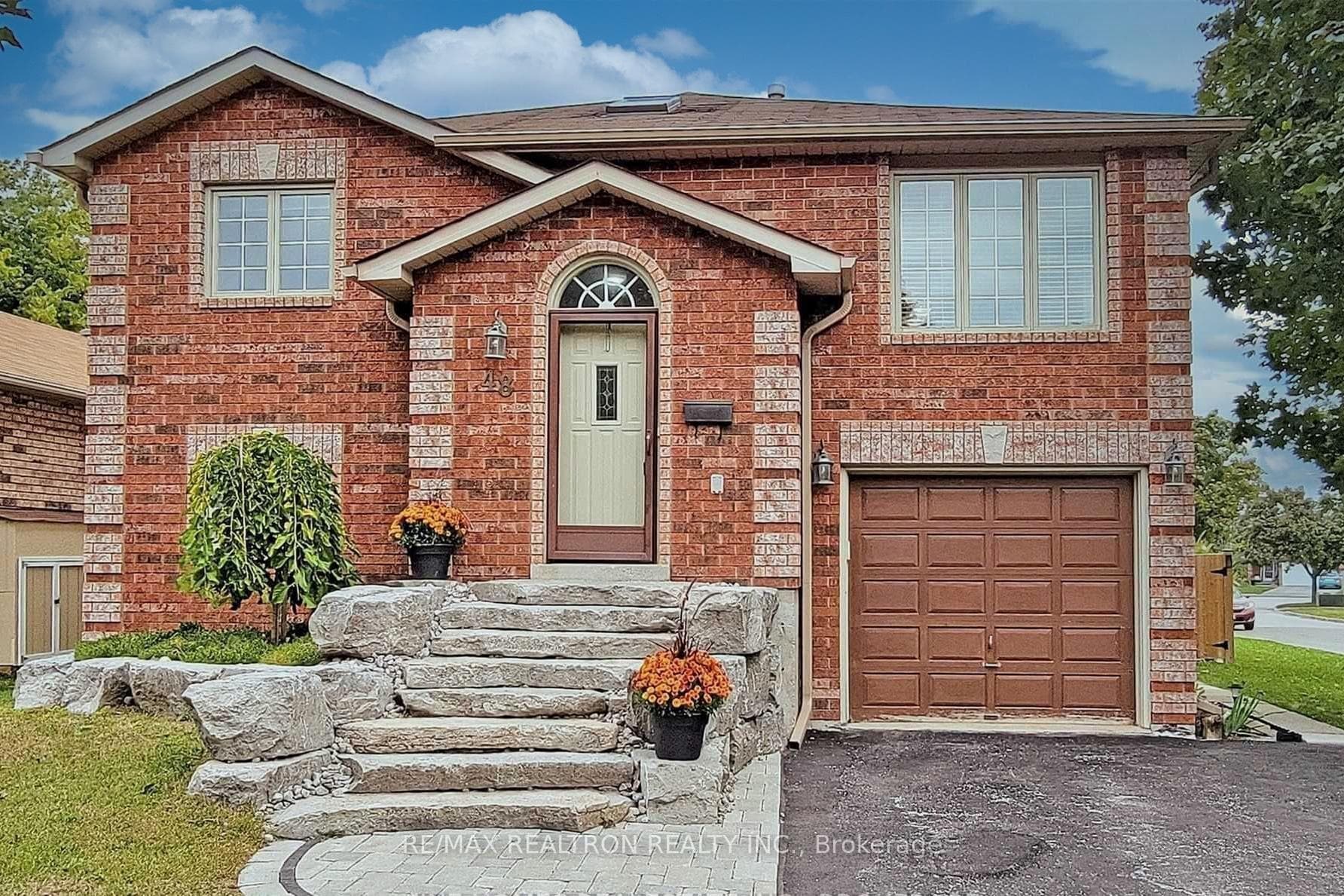 48 Jones Drive photo 1