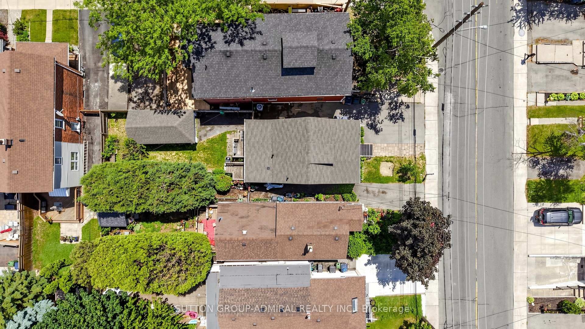 75 Rockcliffe Boulevard photo 36