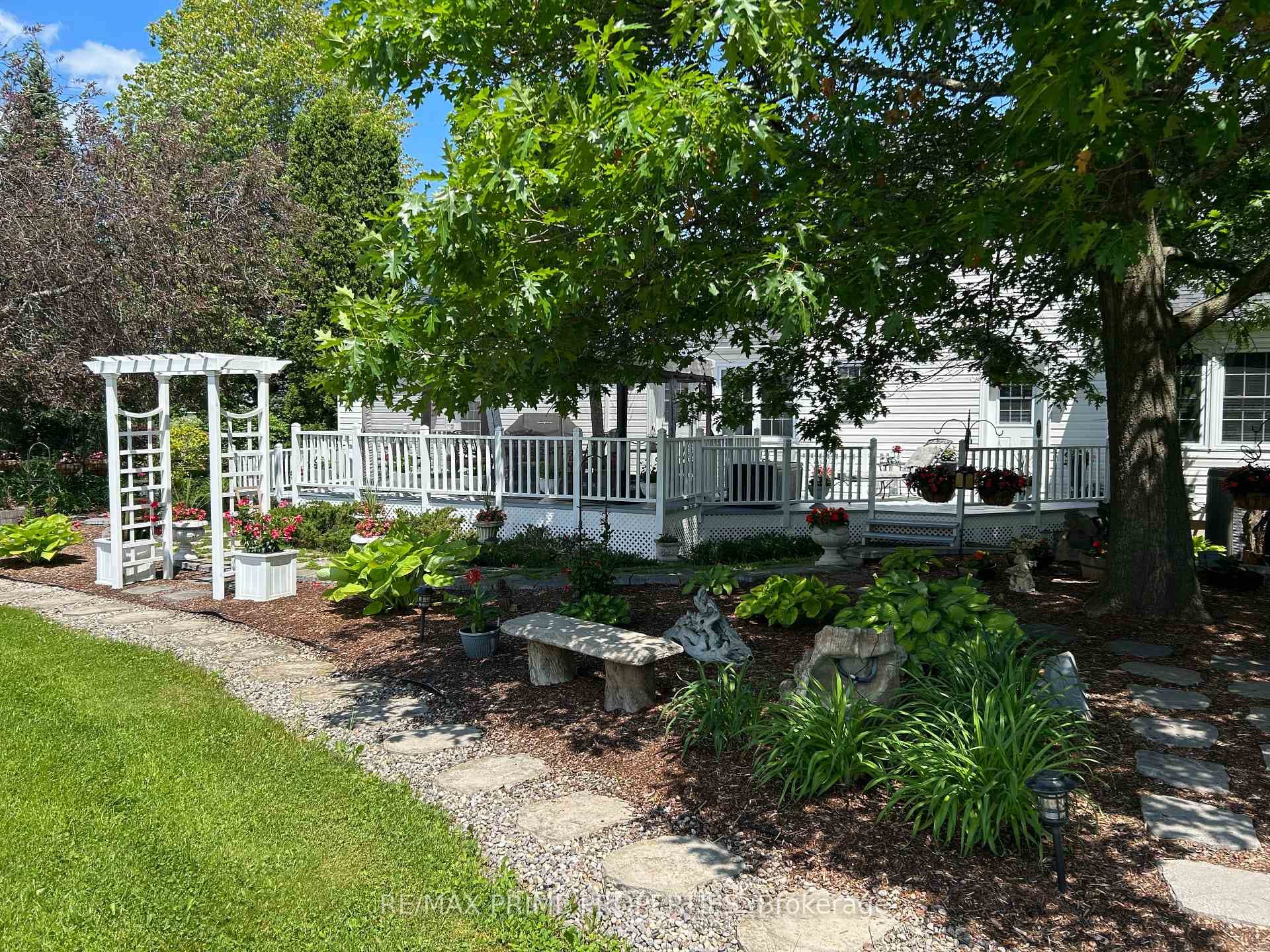 1530 Royal Orchard Drive photo 35