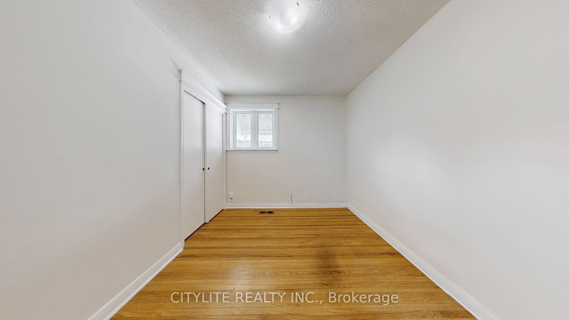 516 Monteith Avenue photo 15