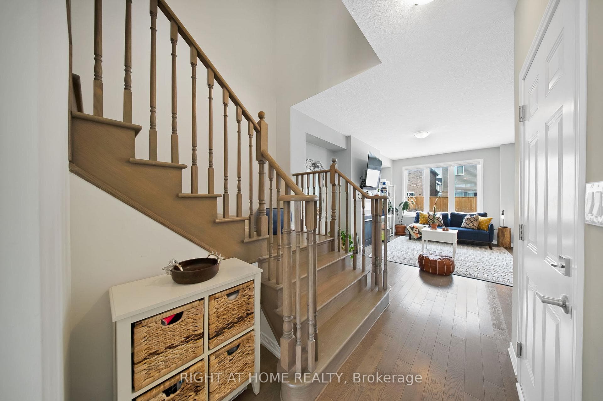 61 Alexandra Drive photo 8