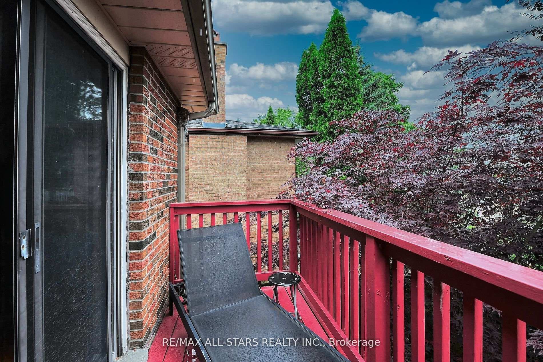 18 Rouge Street photo 12