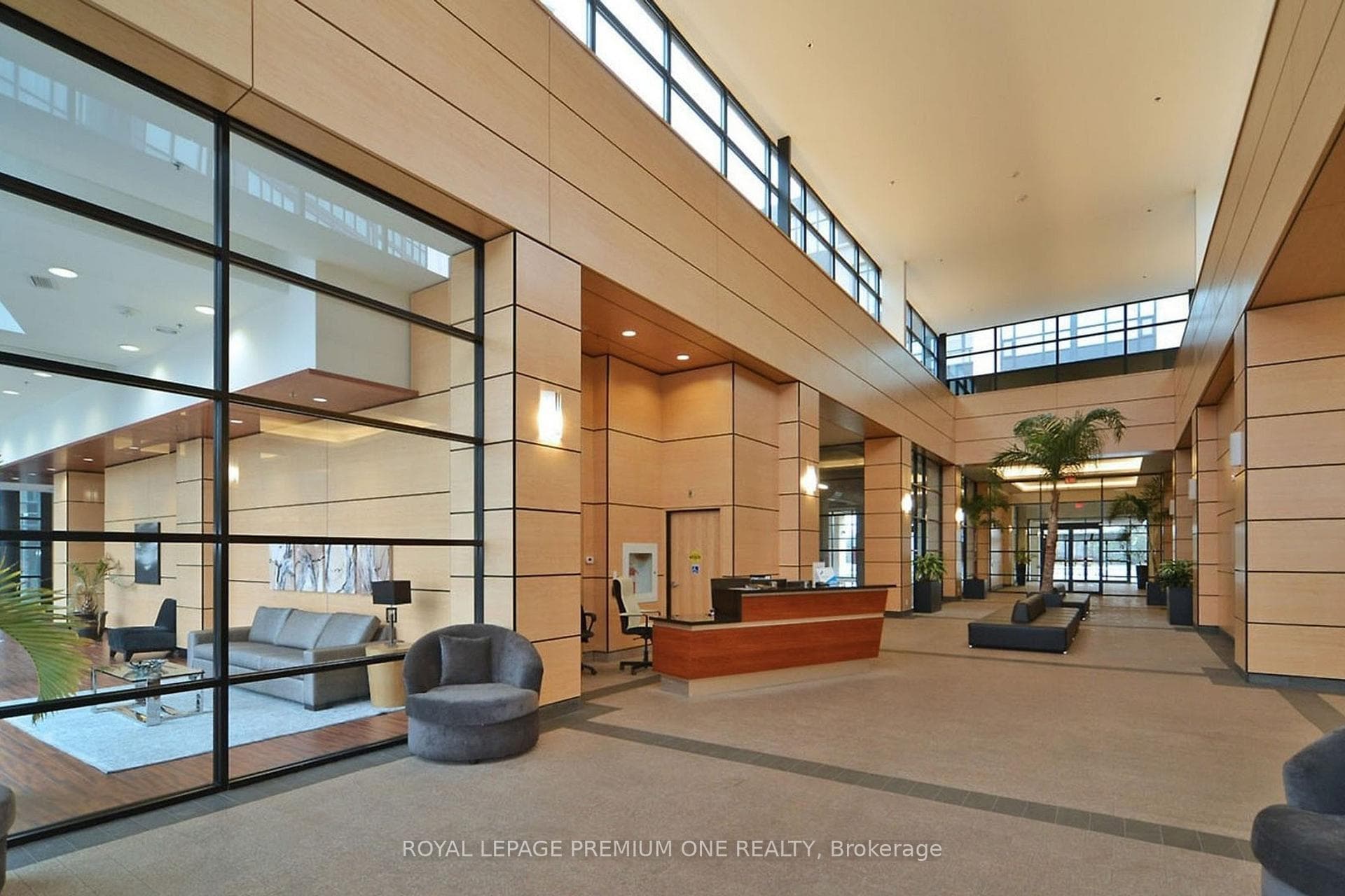 2910 Highway 7 Road Unit 3207 photo 3
