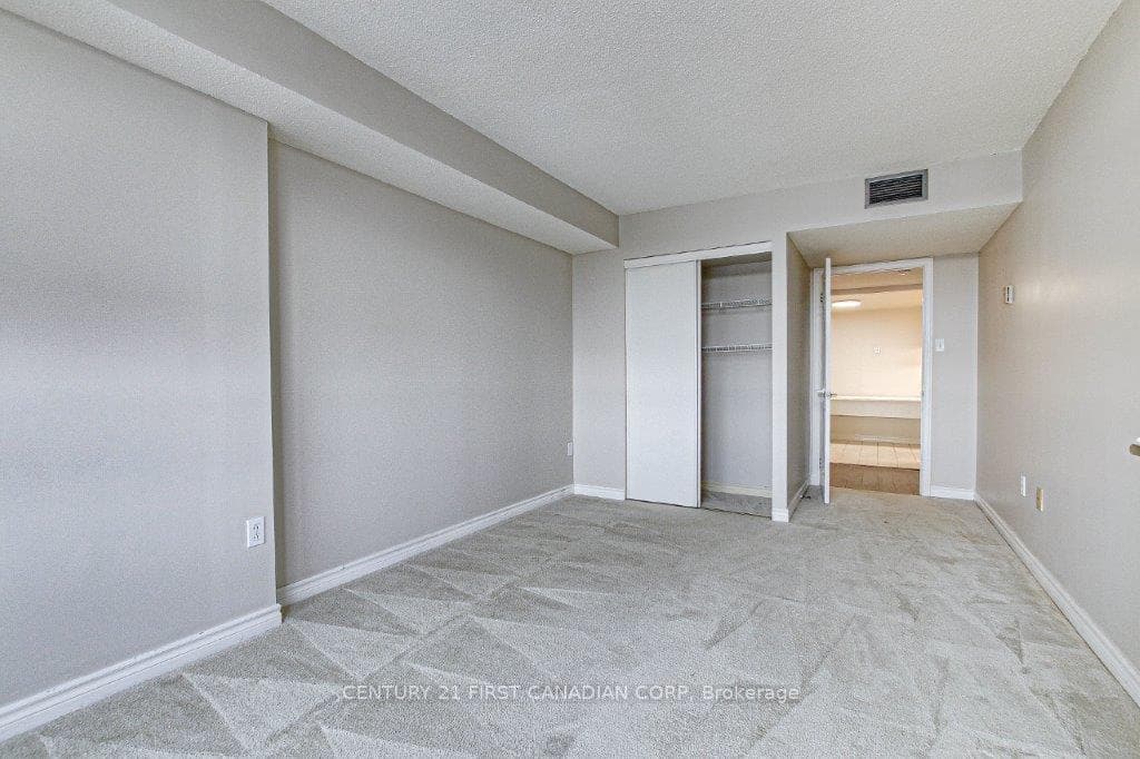 1510 Richmond Street Unit 607 photo 9