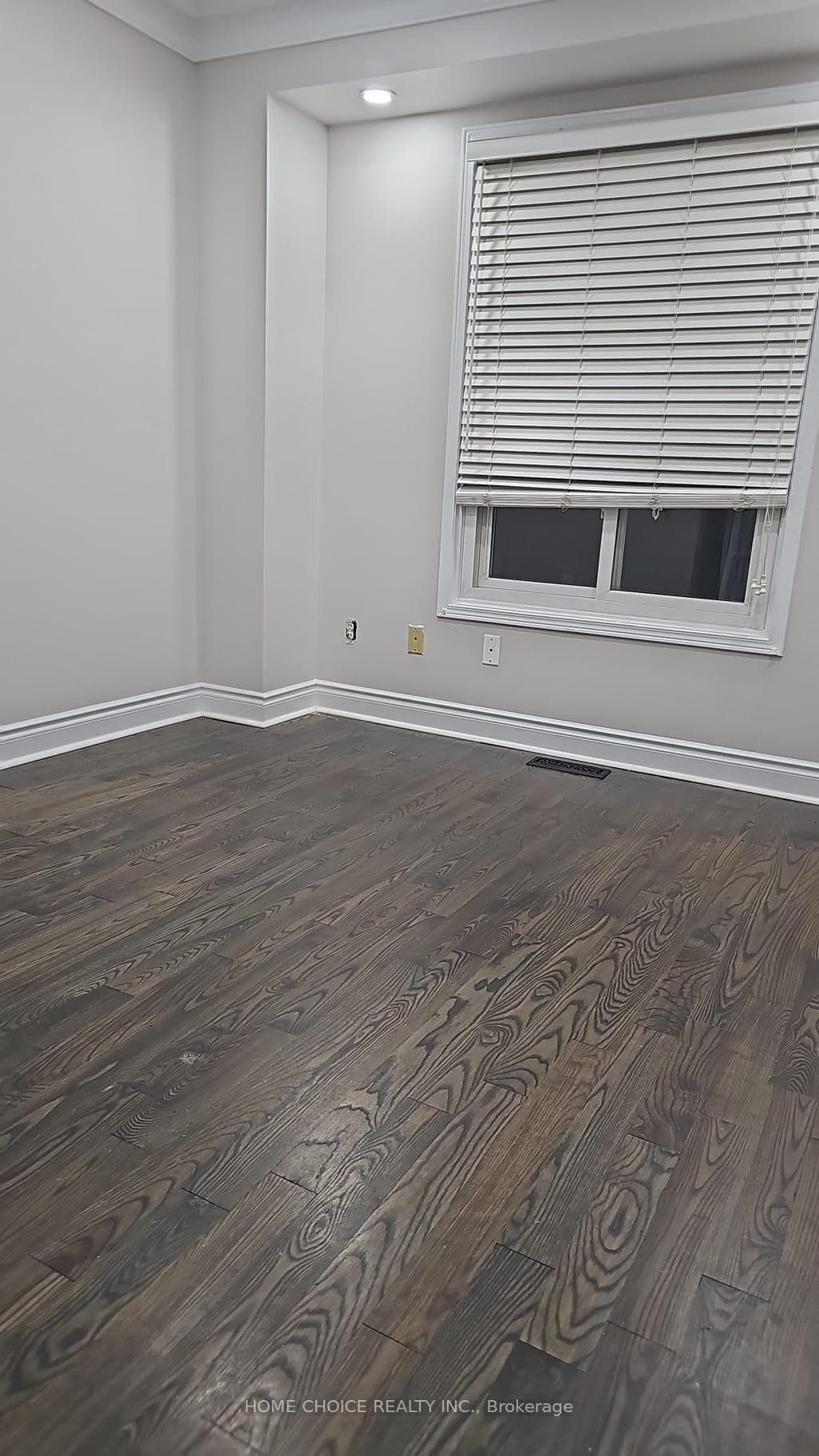 45 Livingston Drive photo 17