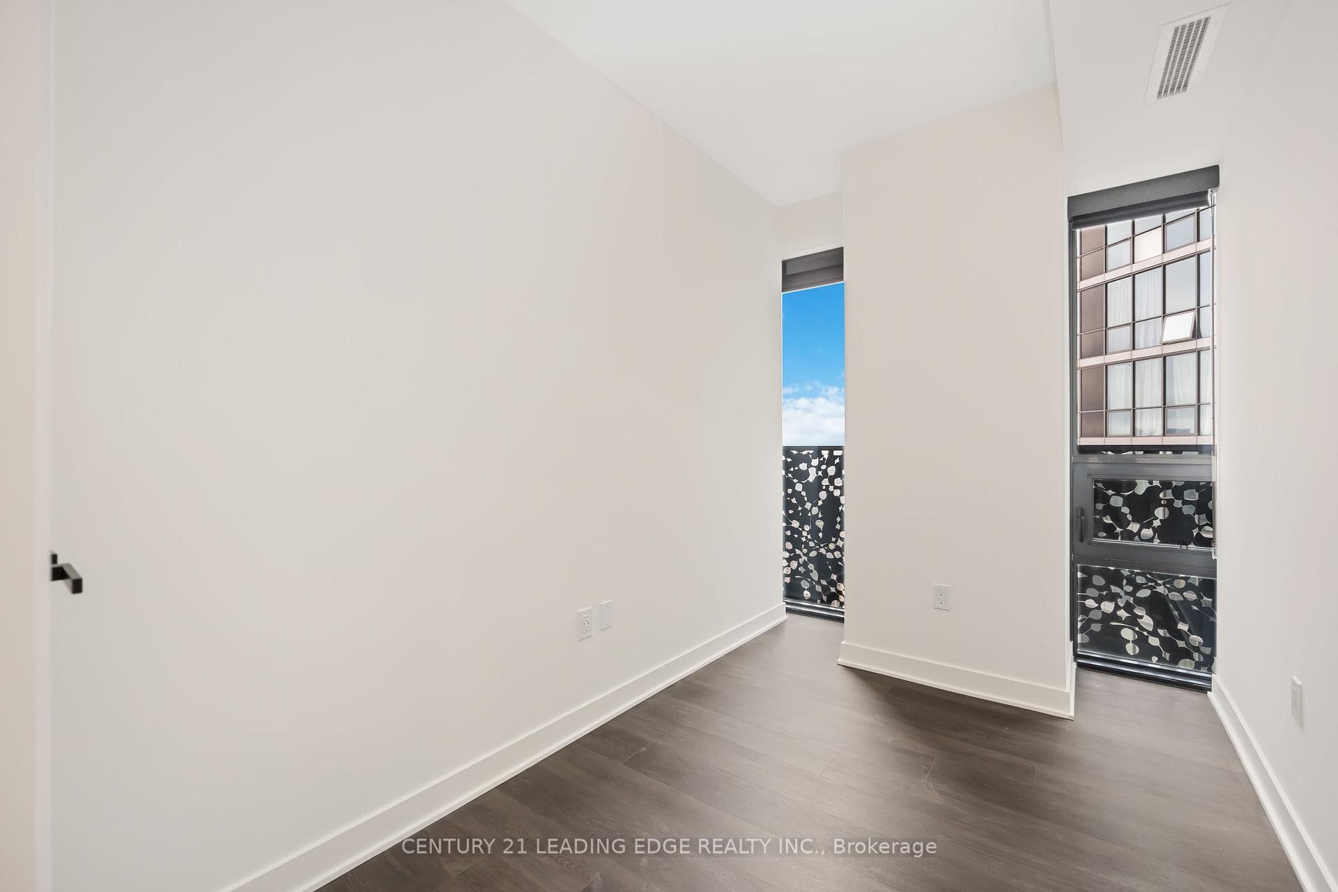 55 CHARLES Street Unit 3806 photo 11