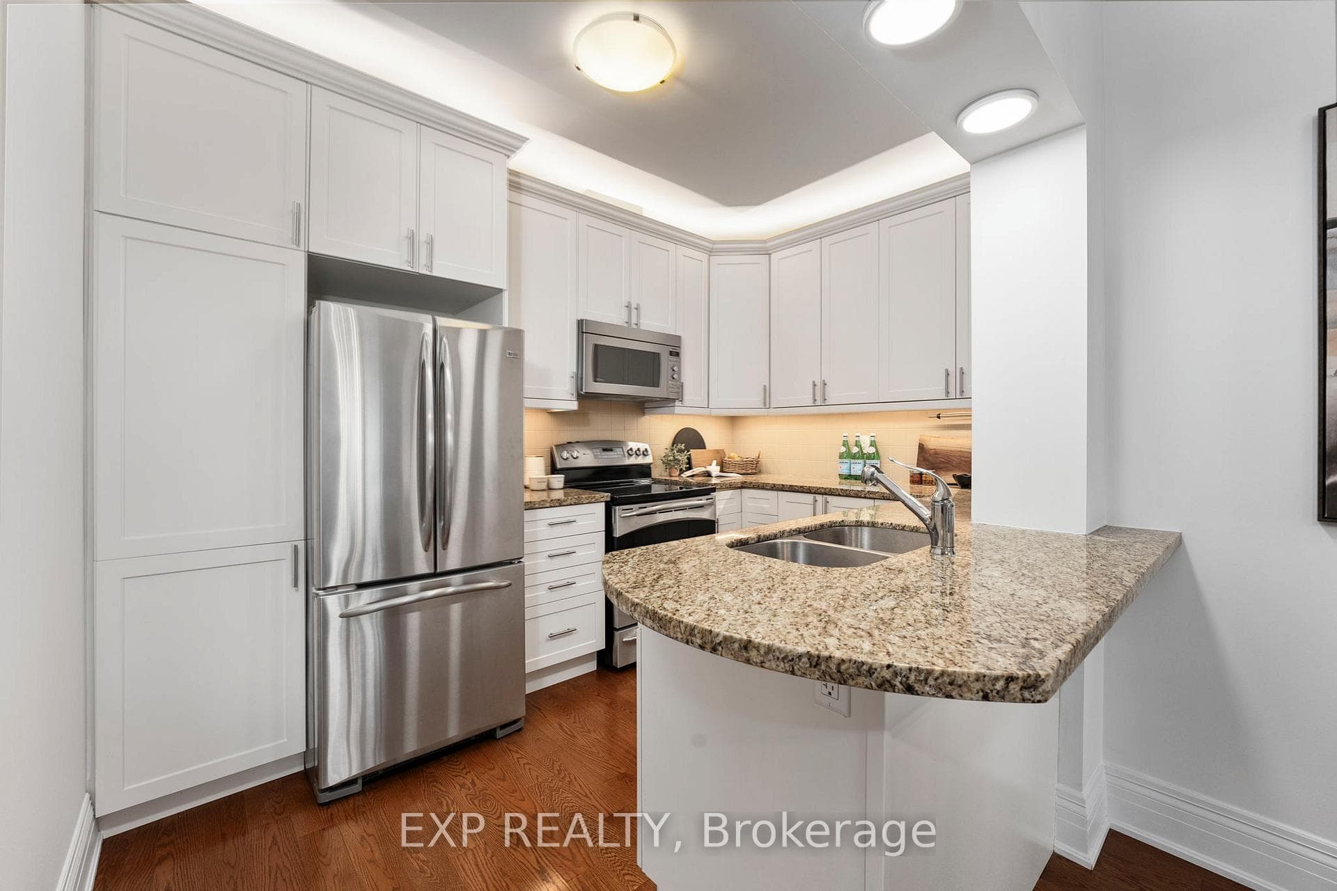 80 Burns Boulevard Unit 308 photo 8