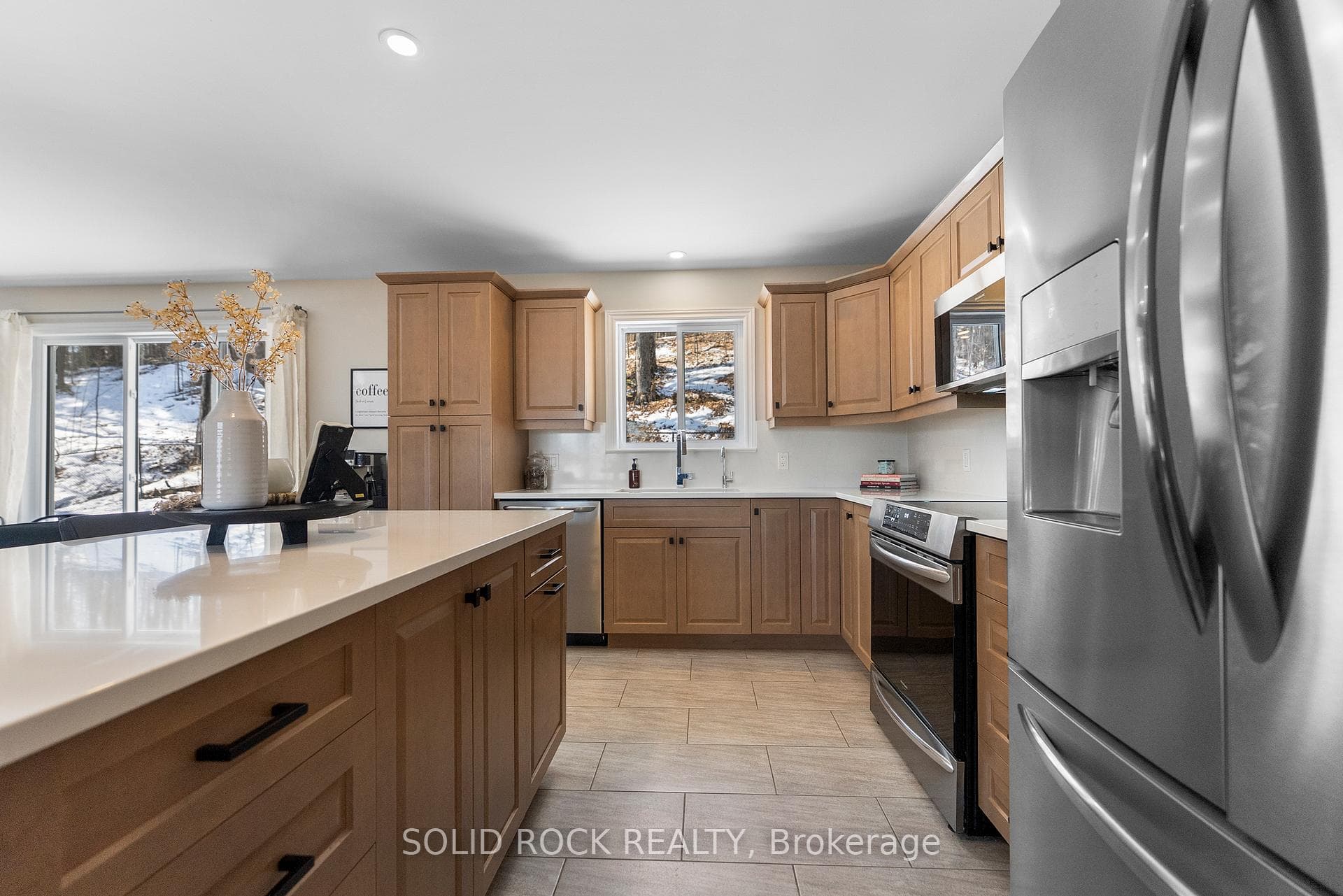 1775 River Road photo 15