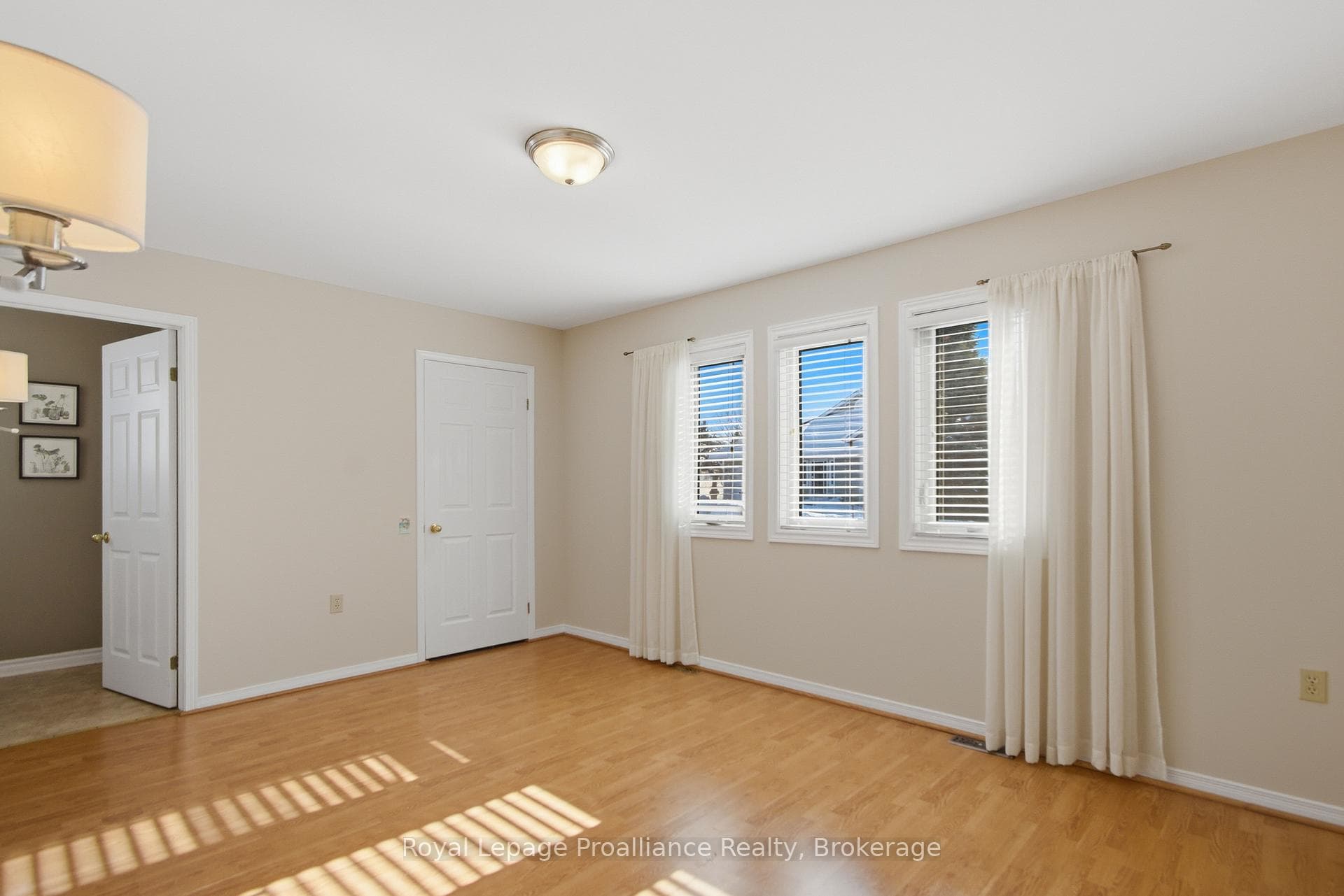 5 Cretney Drive photo 23