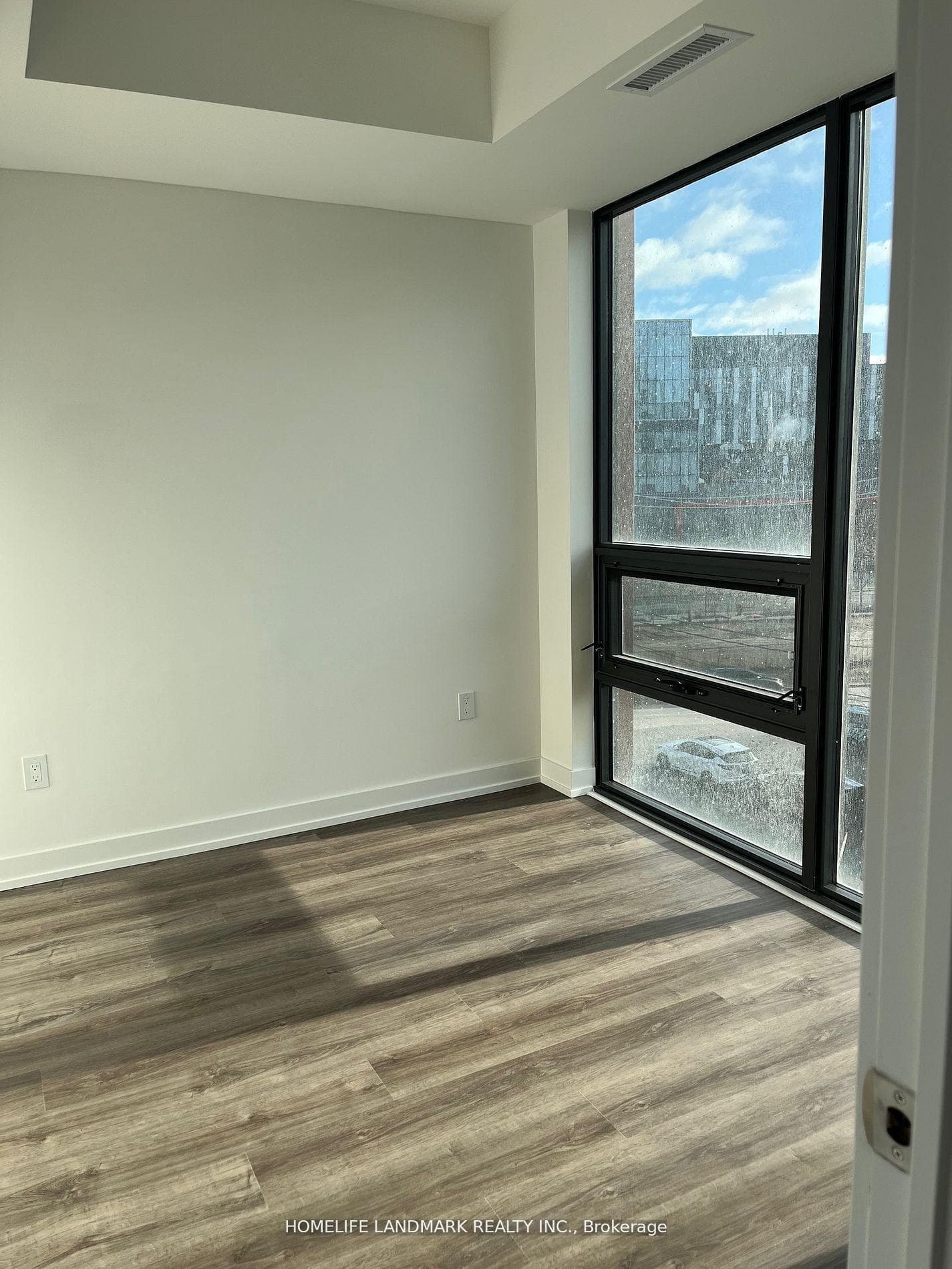 28 Eastern Avenue Unit 318 photo 8