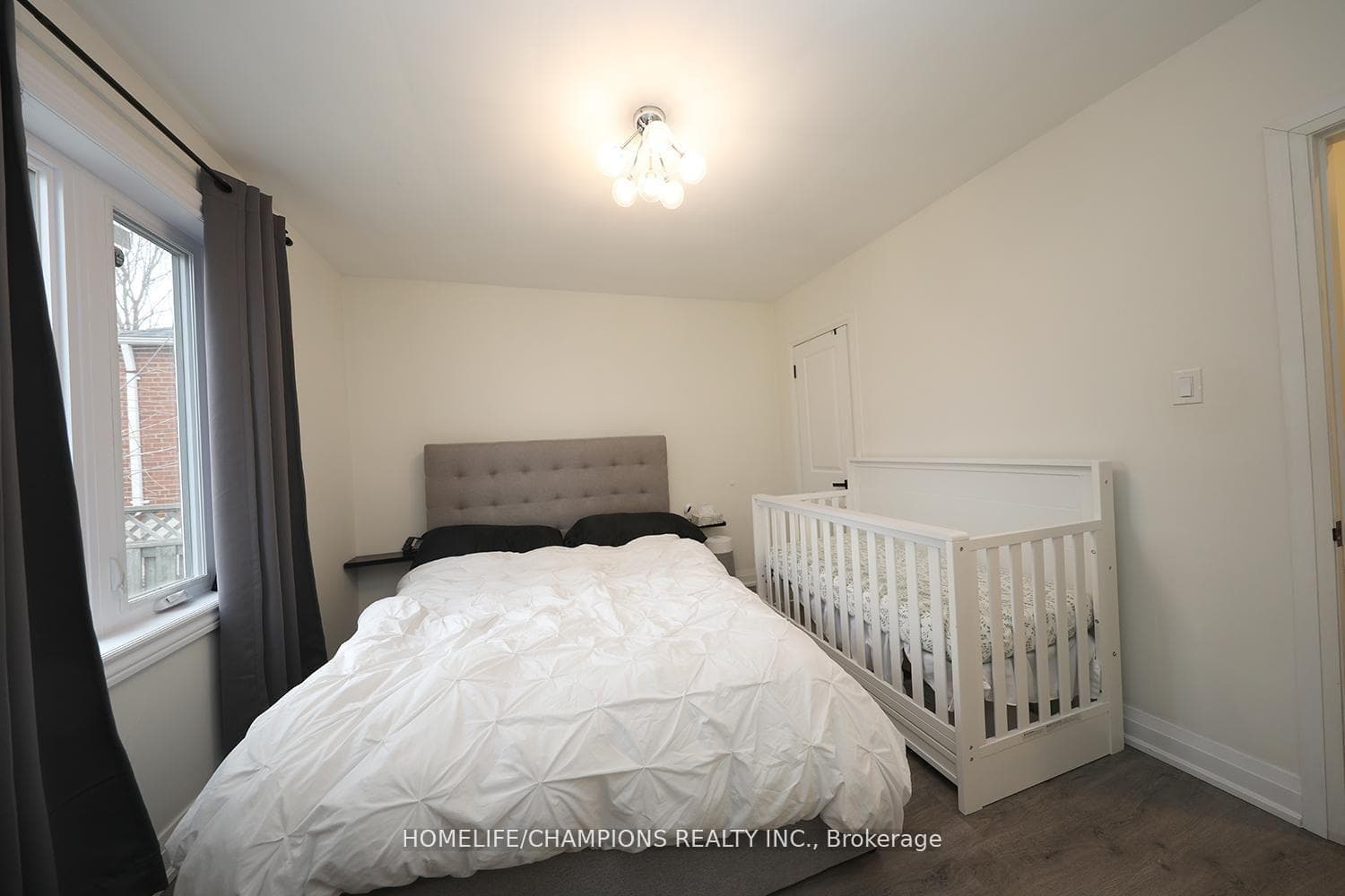 50 Fraserton Crescent photo 7