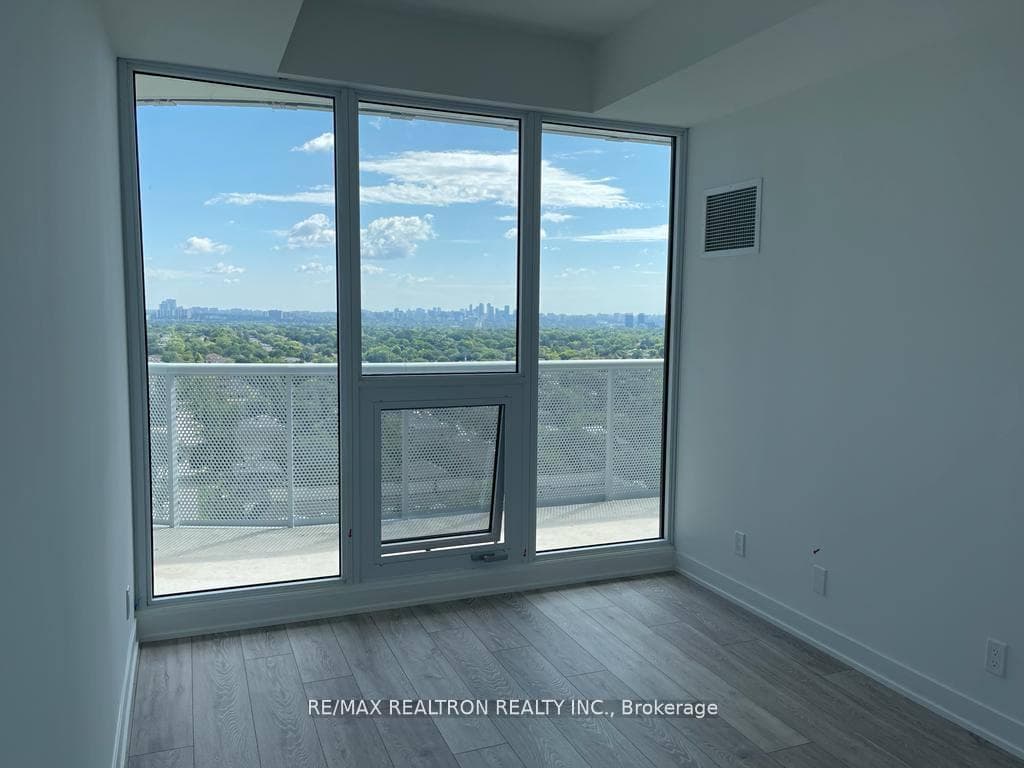 15 Holmes Avenue Unit 1709 photo 17