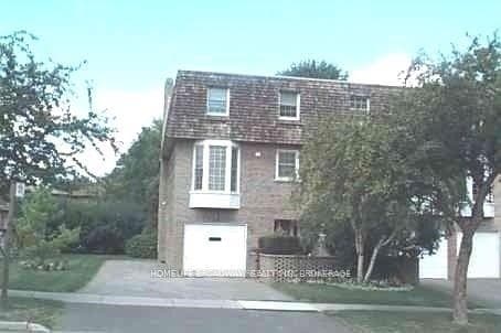 46 Farmstead Road photo 27