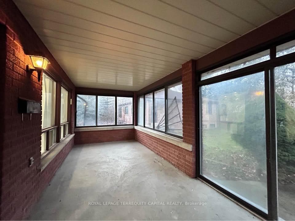 659 Elgin Mills Road Unit Main photo 31