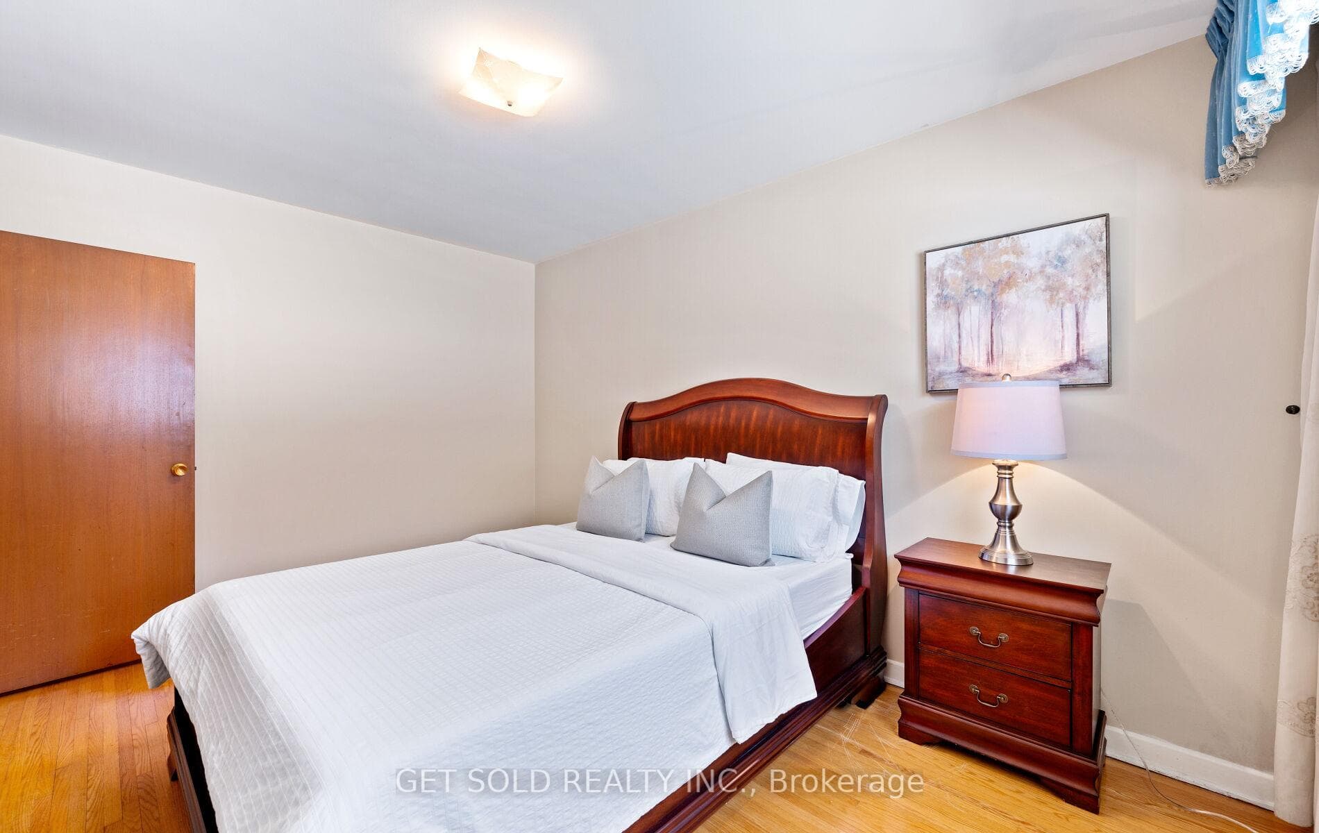 43 Grovetree Road photo 21