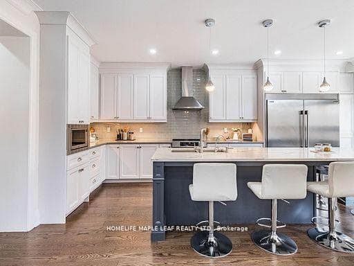 47 Hawke Crescent photo 14