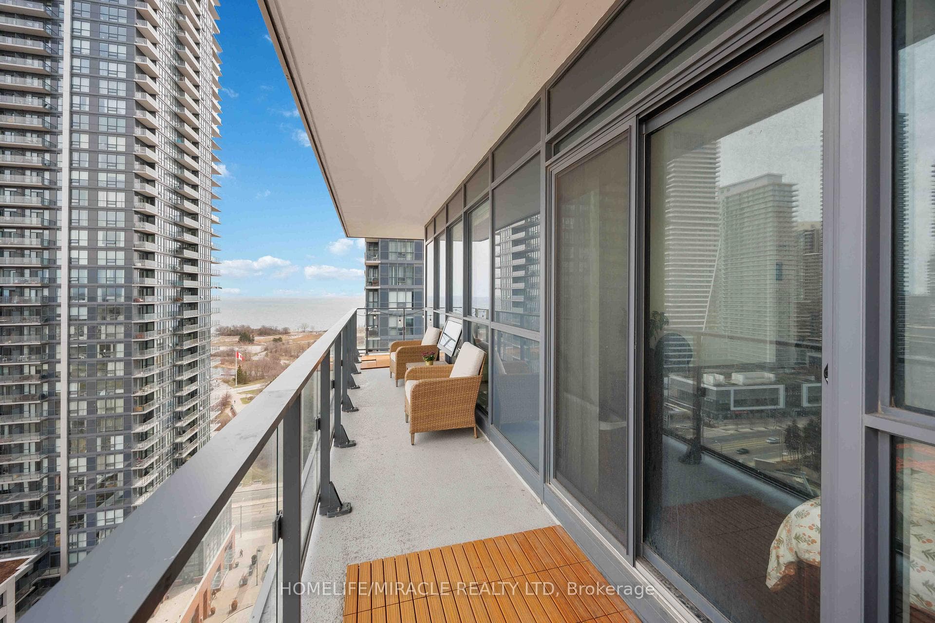 2220 Lake Shore Boulevard Unit 2207 photo 21