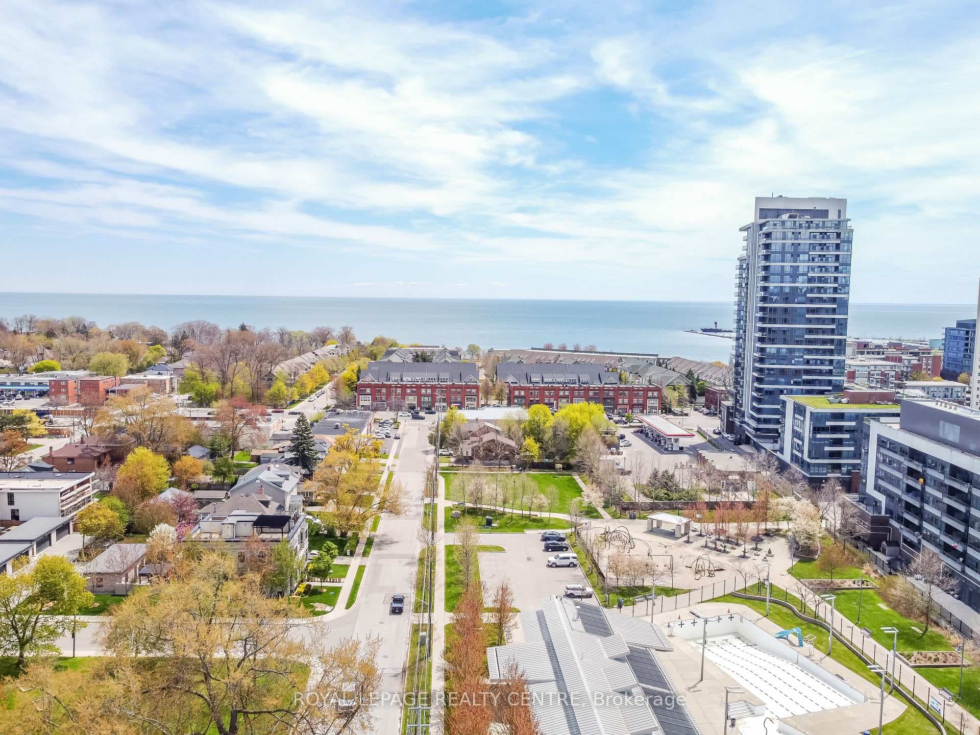60 Rosewood Avenue Unit 210 photo 33