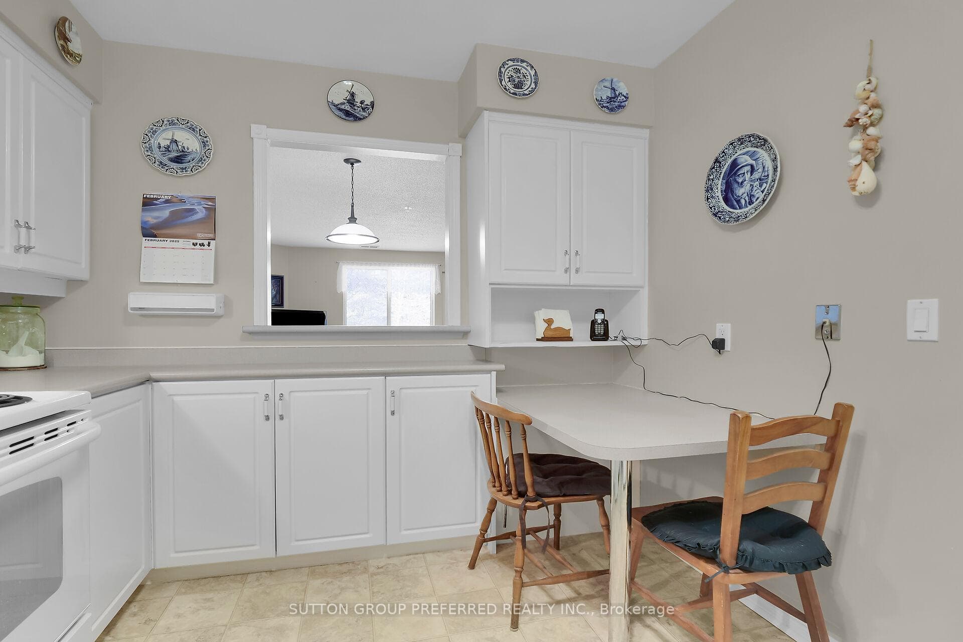 511 Gainsborough Road Unit 116 photo 9