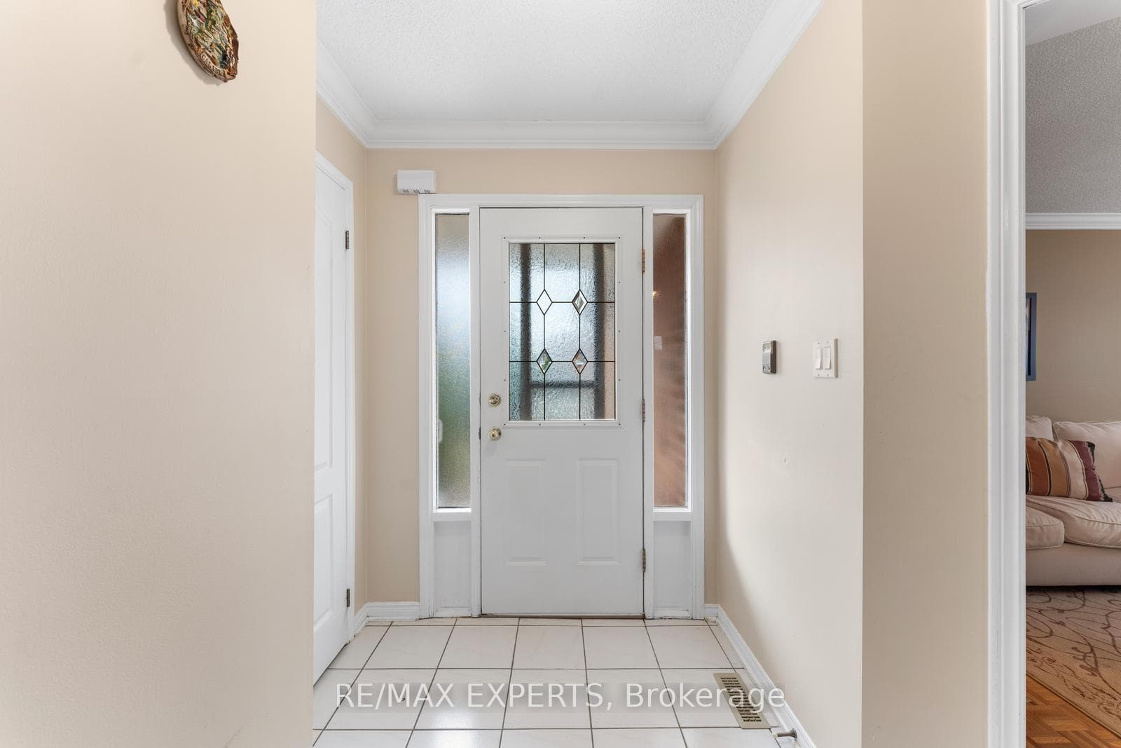 130 Pentland Crescent photo 5
