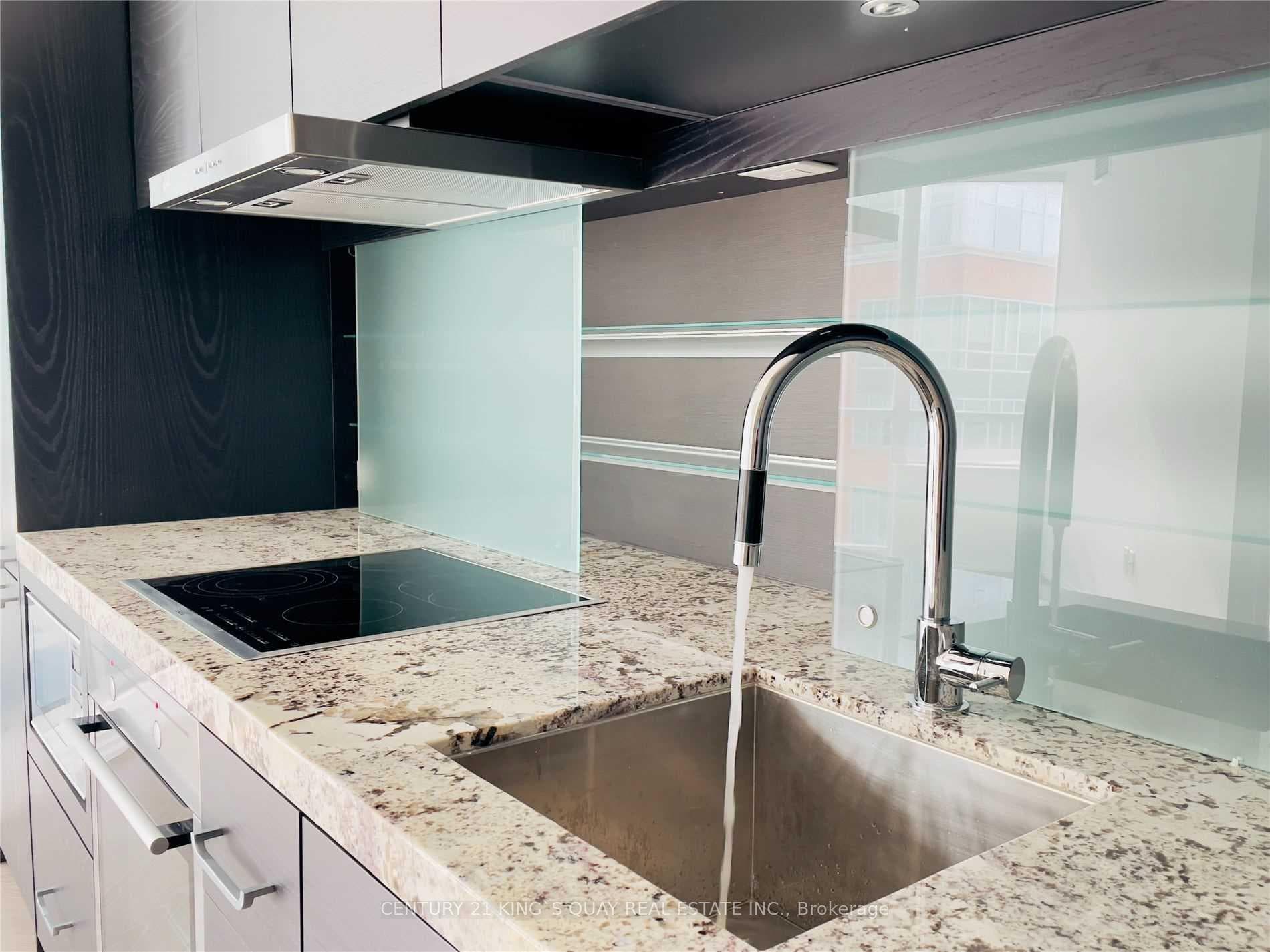 45 Charles Street Unit 702 photo 23