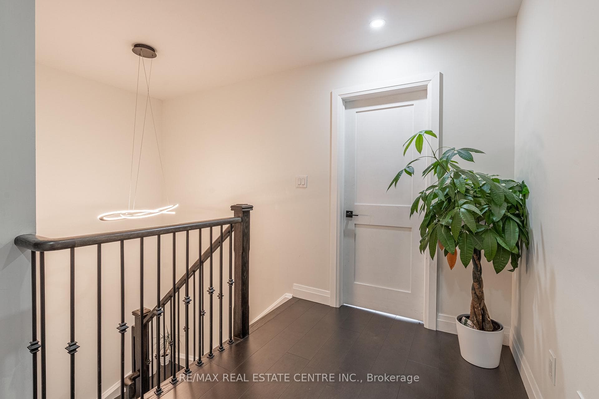 245 Inspire Boulevard photo 14