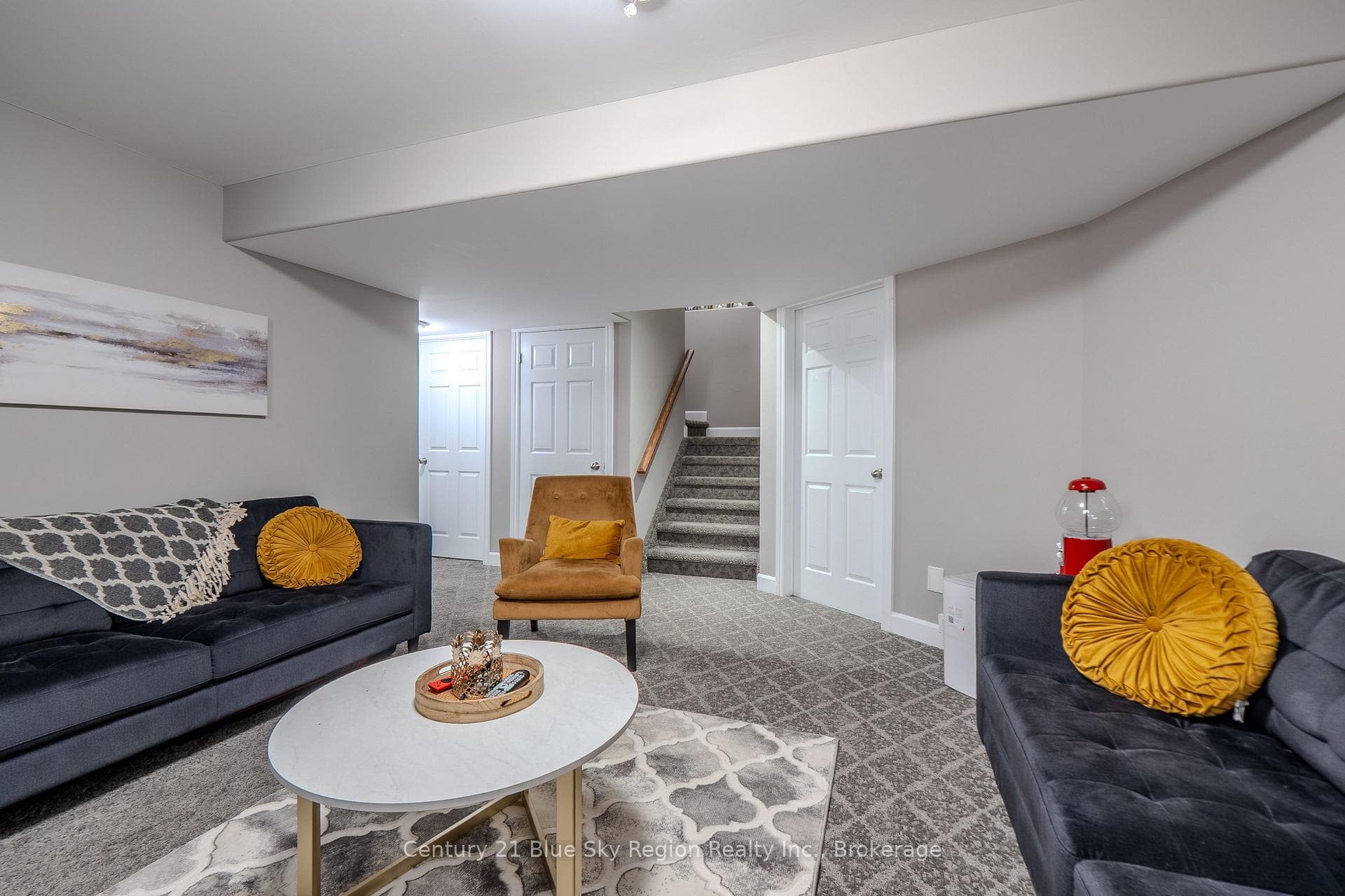 493 Norman Avenue photo 40