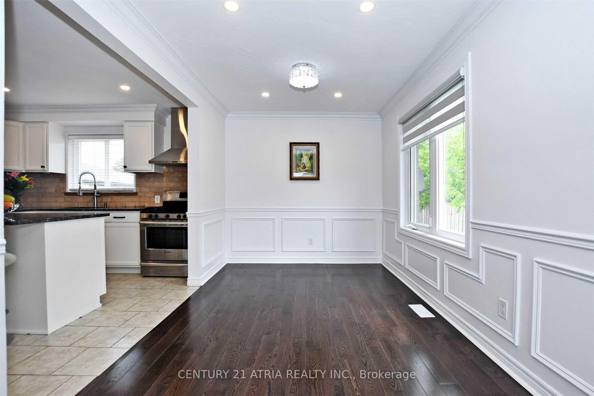 387 Southview Road photo 11