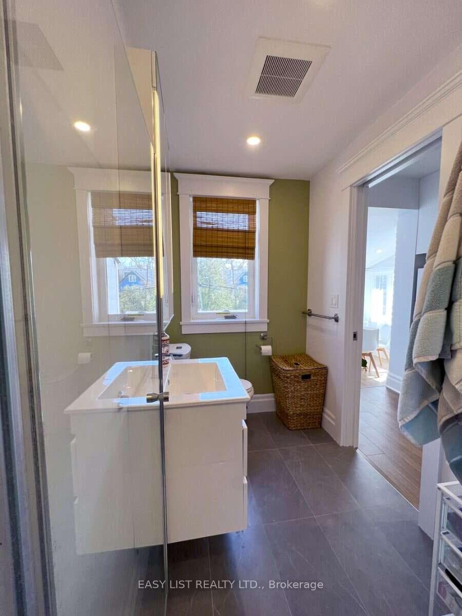 5 Garnock Avenue Unit 2 photo 11