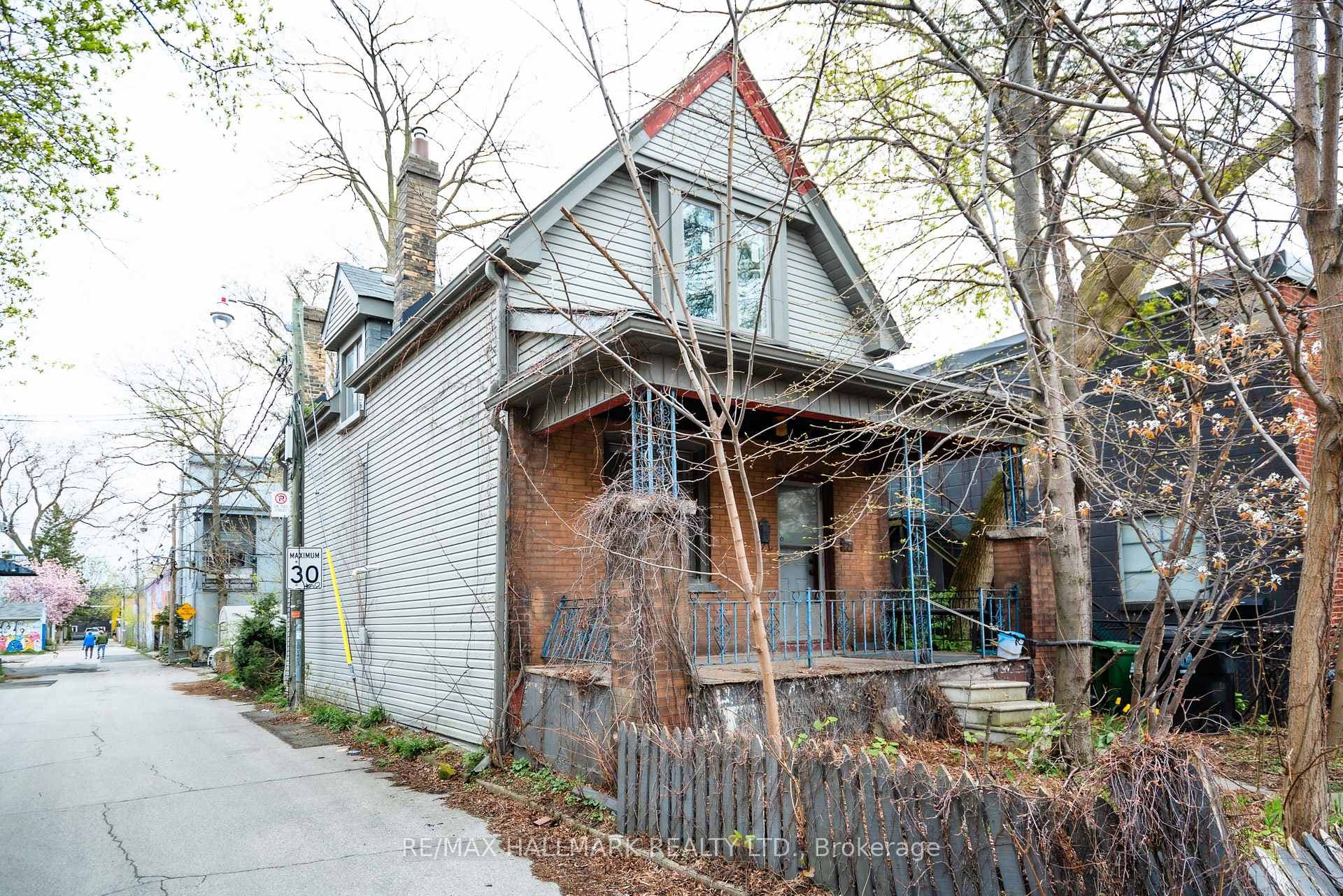 47 Laing Street photo 3