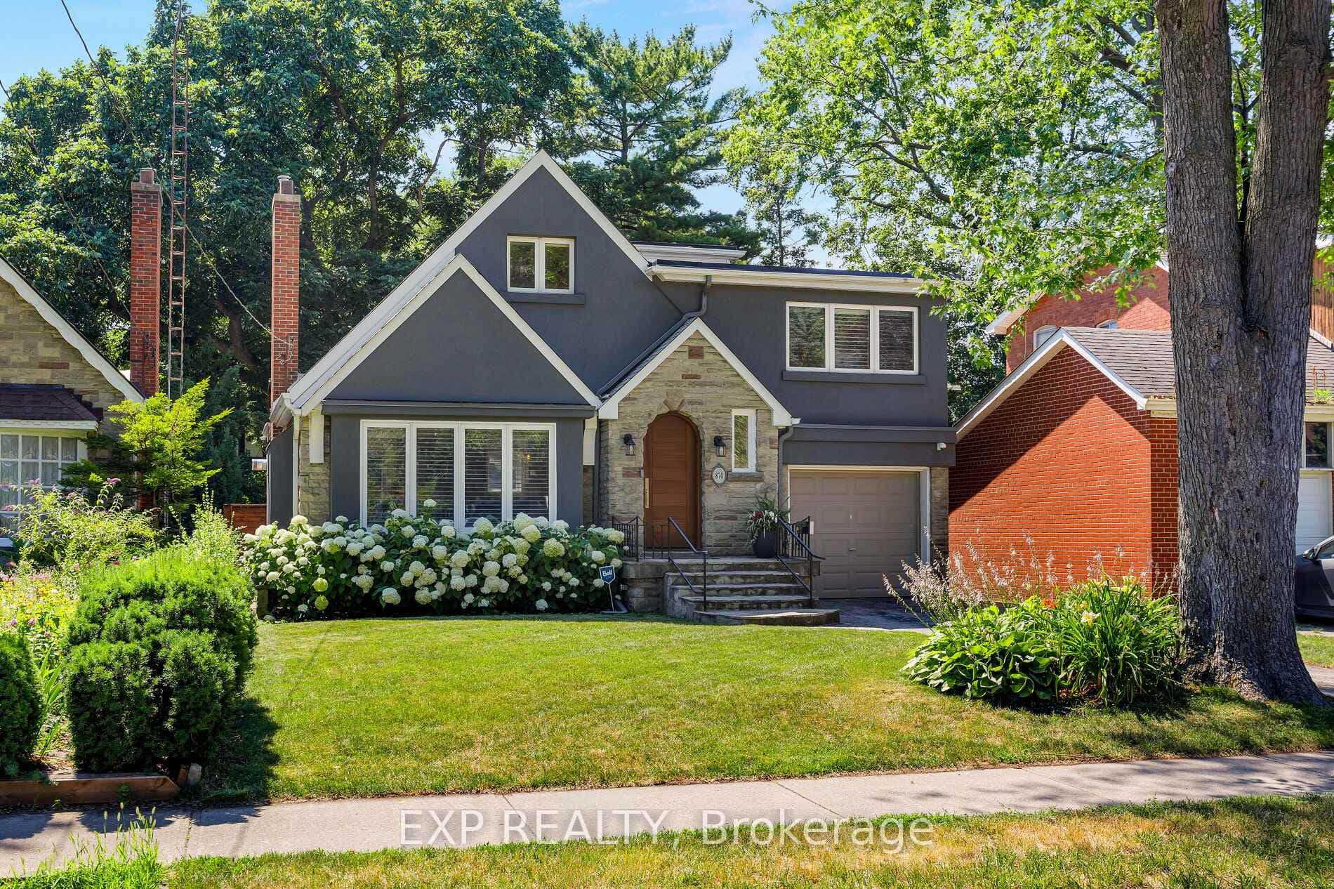 870 Royal York Road photo 49