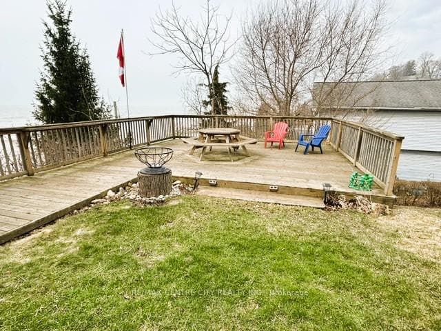 49225 Blair , R. R. 2 Drive photo 8