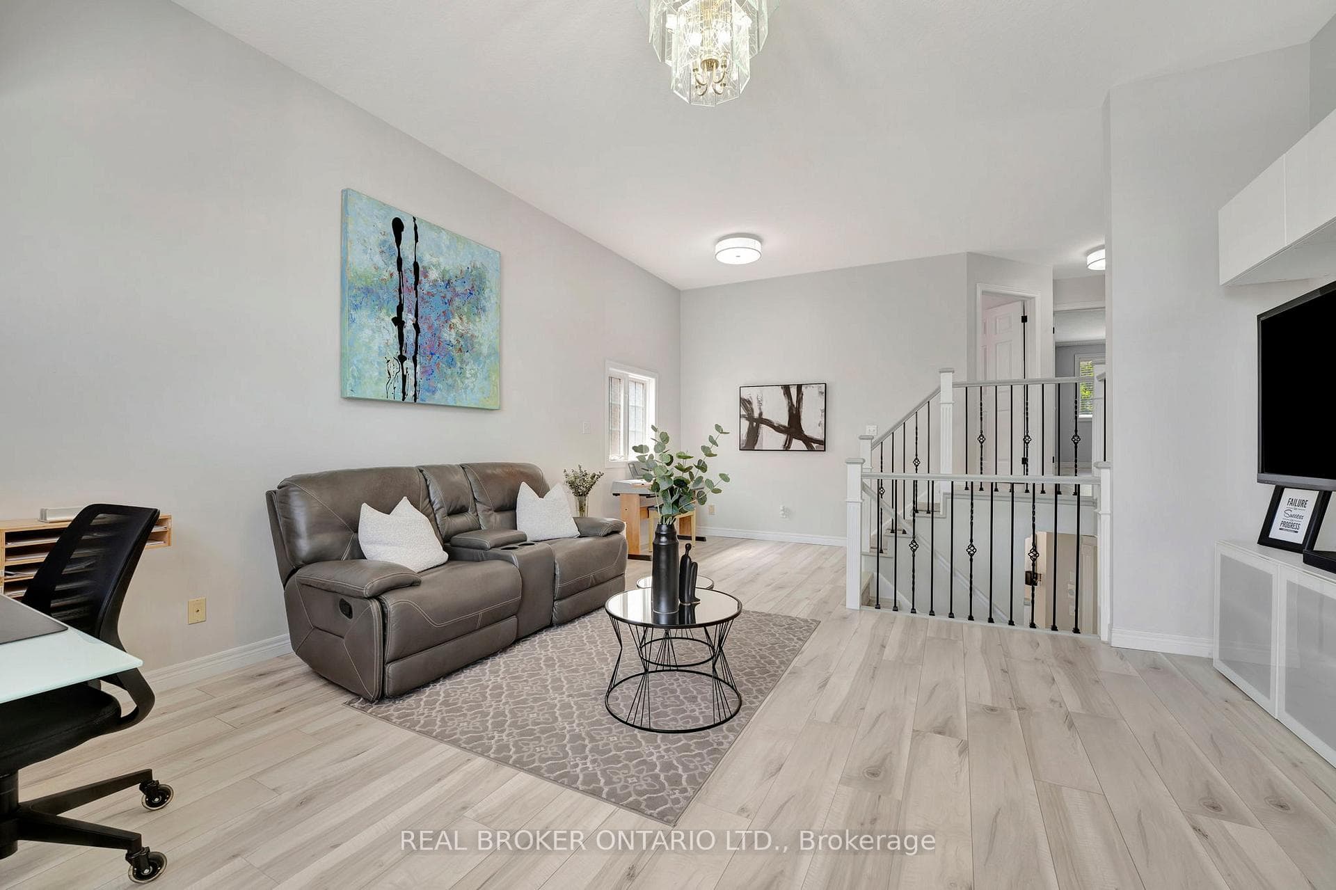 35 Dubrick Crescent photo 20