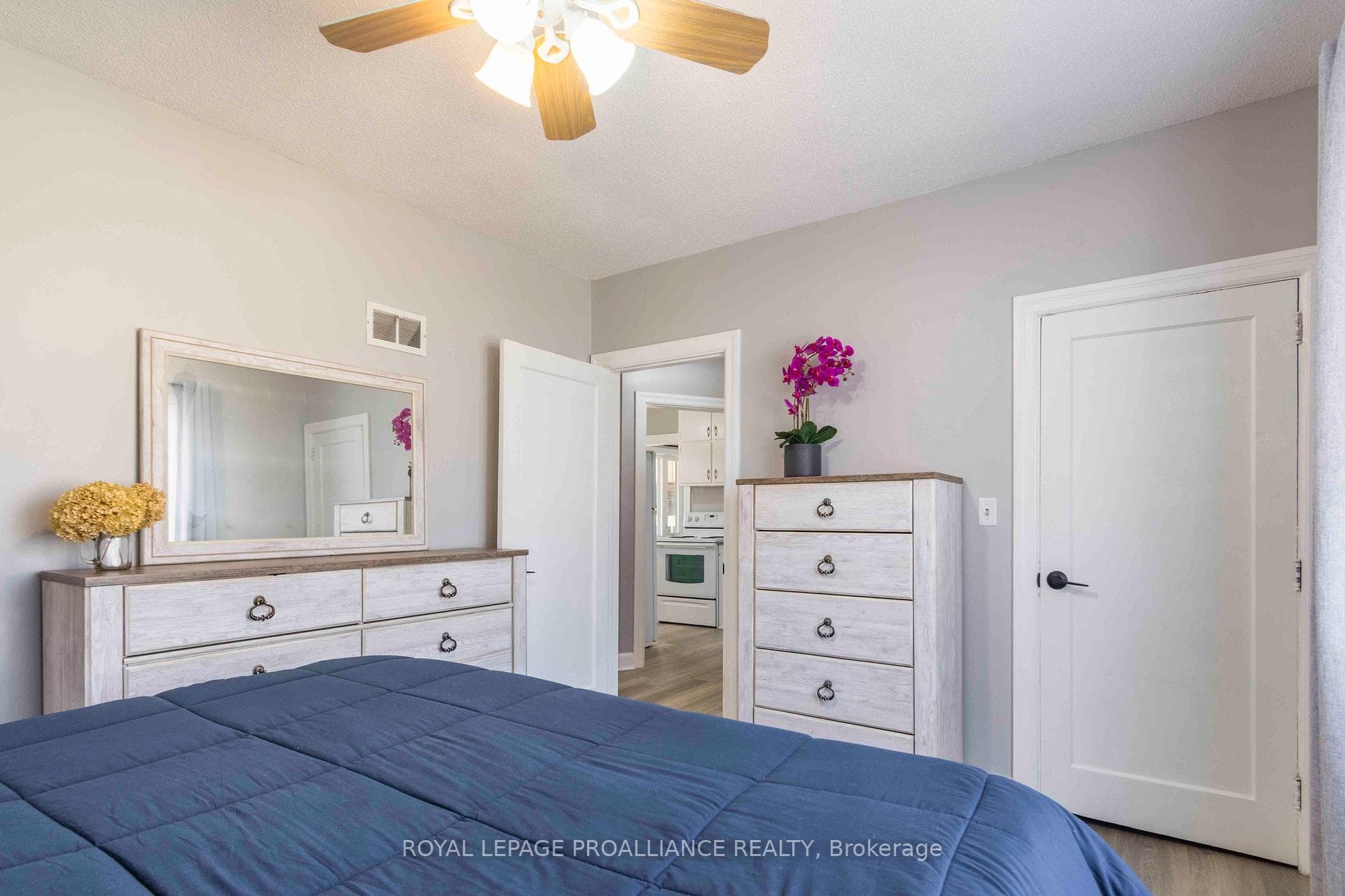 115 Henry Street photo 14