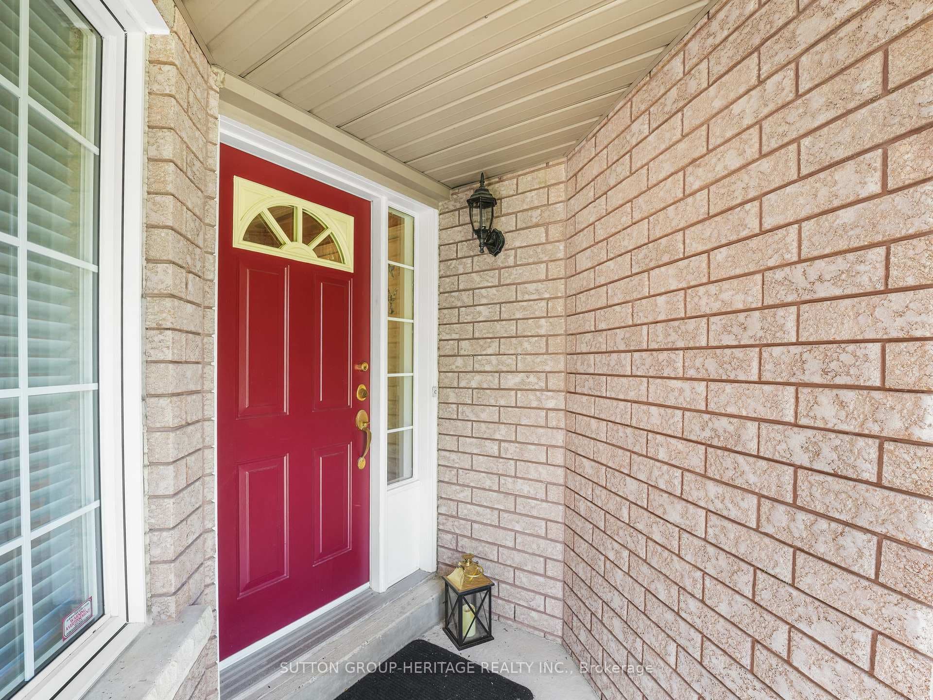 51 Annie Crescent photo 4