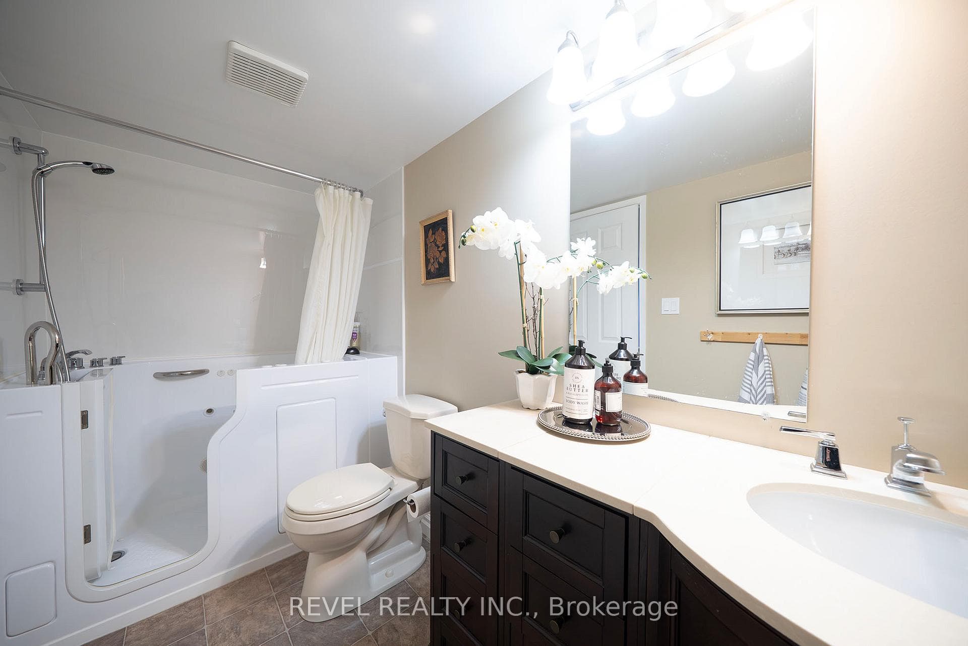 11 Mill Pond Court Unit 501 photo 22
