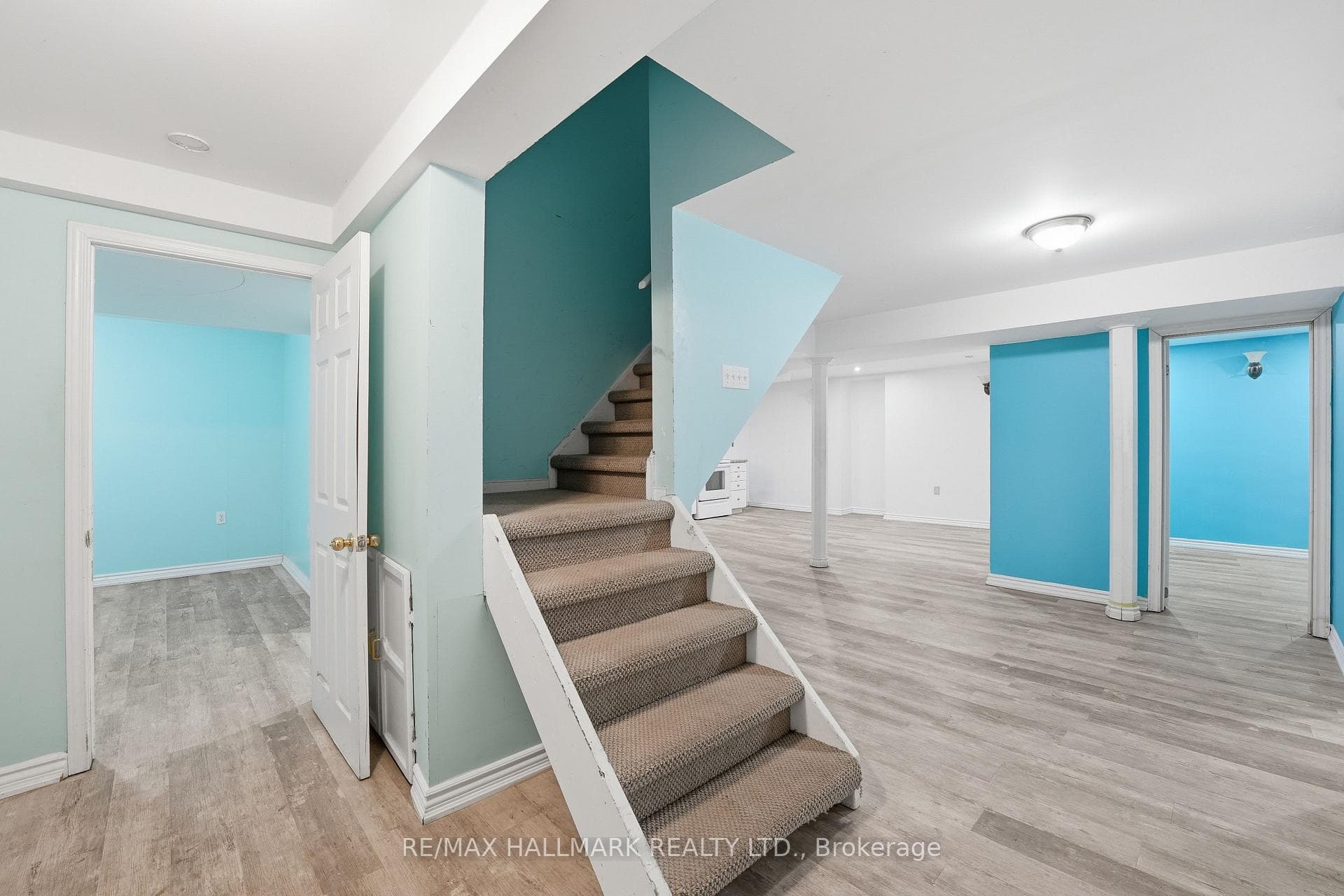 92 Jaffa Drive photo 34