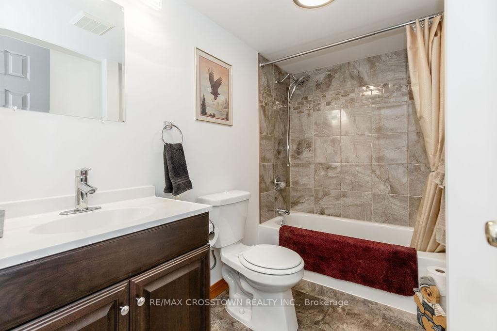 5556 10th Sideroad Road photo 18