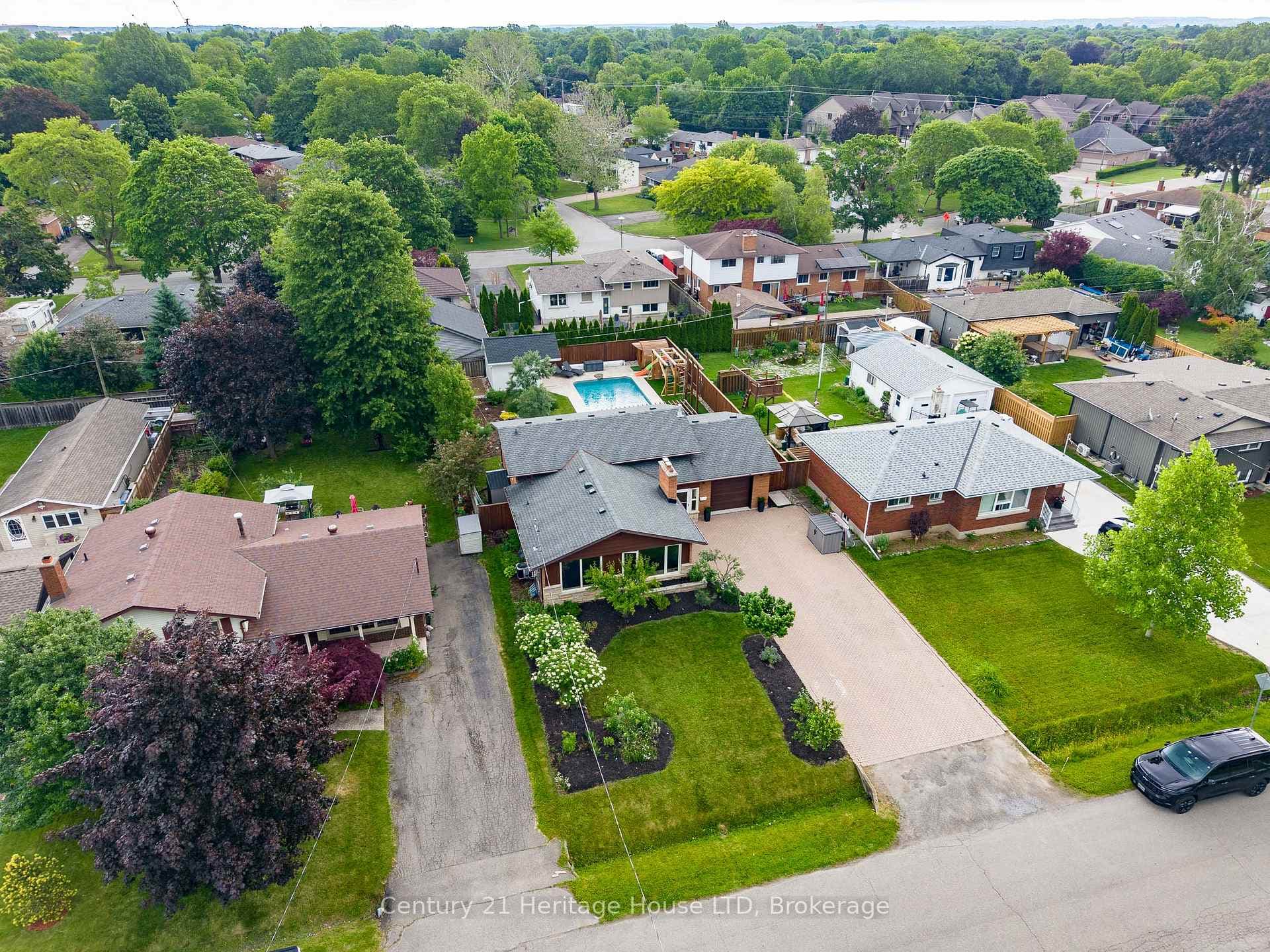 14 Stanley Street photo 46