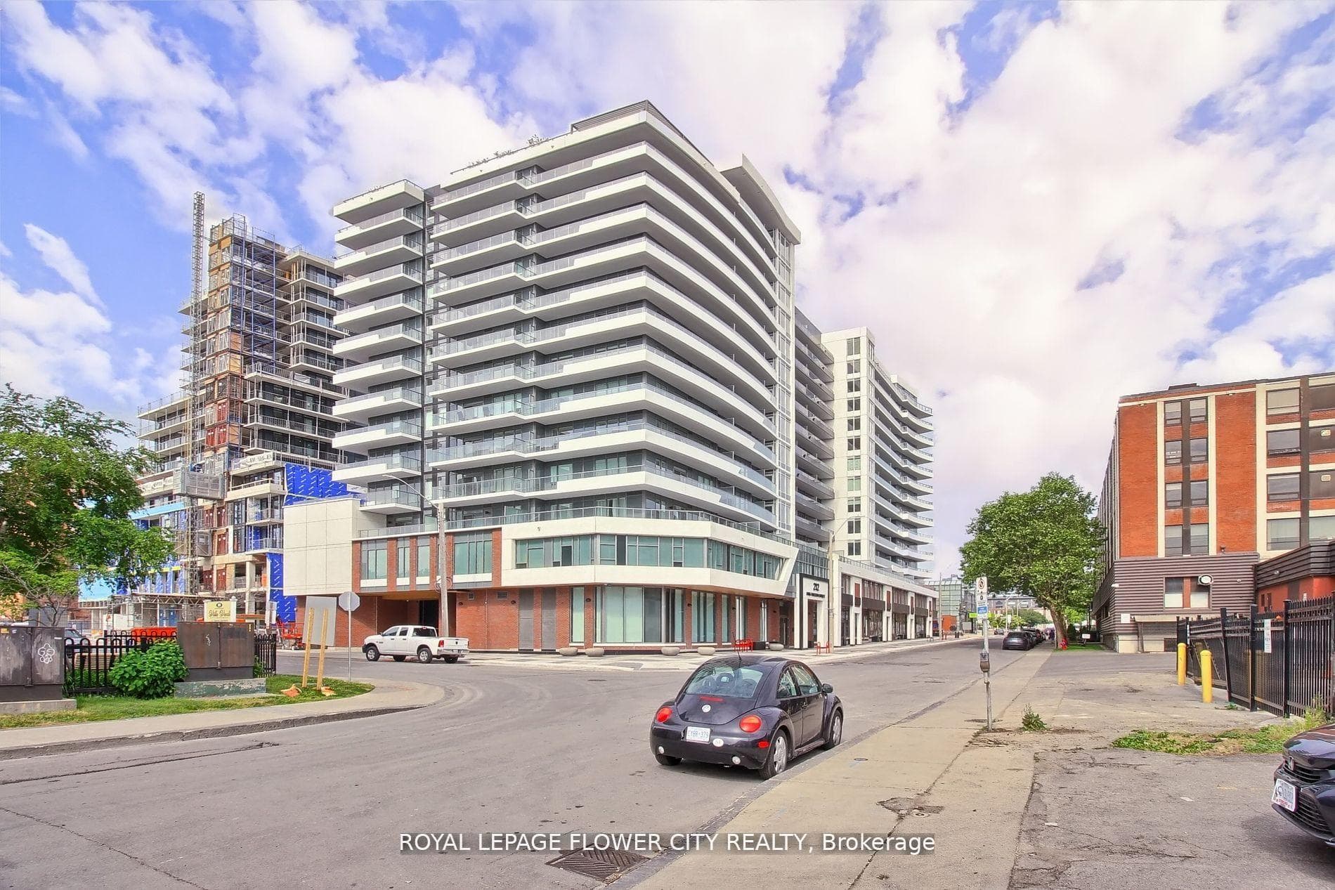 212 King William Street Unit 1011 photo 27
