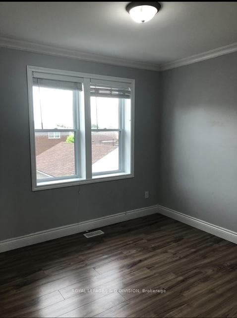 79 Powell Road Unit Upper photo 8