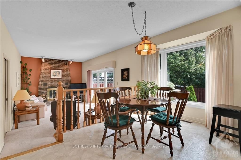 35 HOLITMAN Drive photo 13