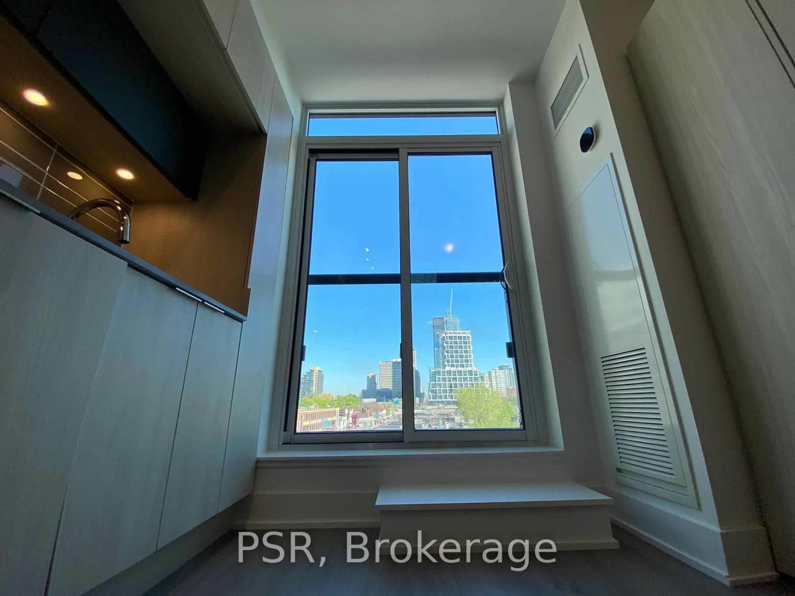 1 Belsize Drive Unit 427 photo 5