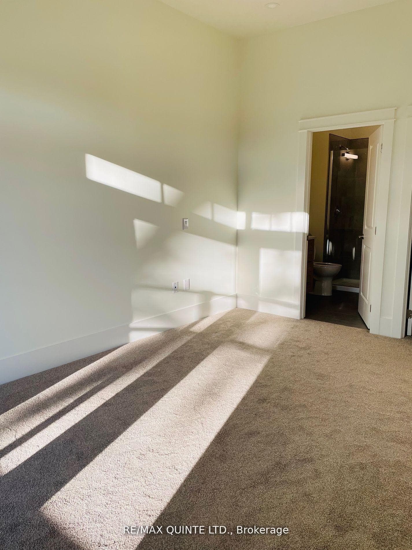 17 Cleave Avenue Unit 101 photo 16