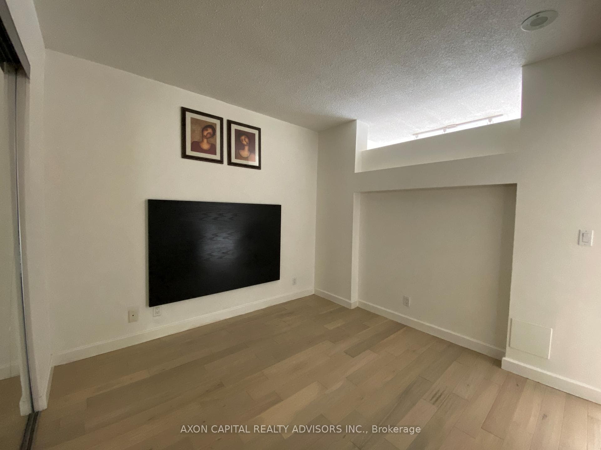 36 Blue Jays Way Unit 523 photo 9