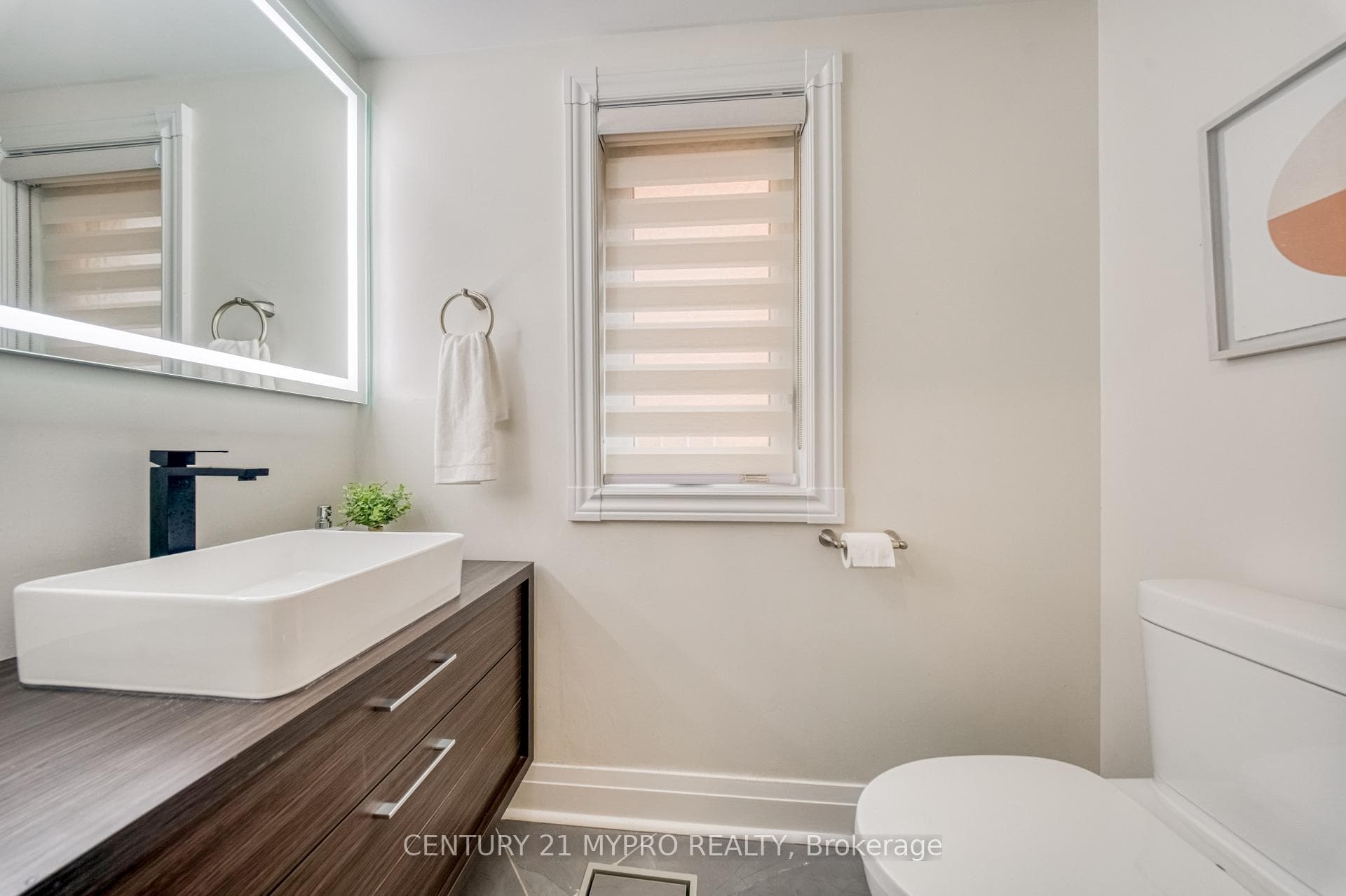 67 Mugford Road photo 20