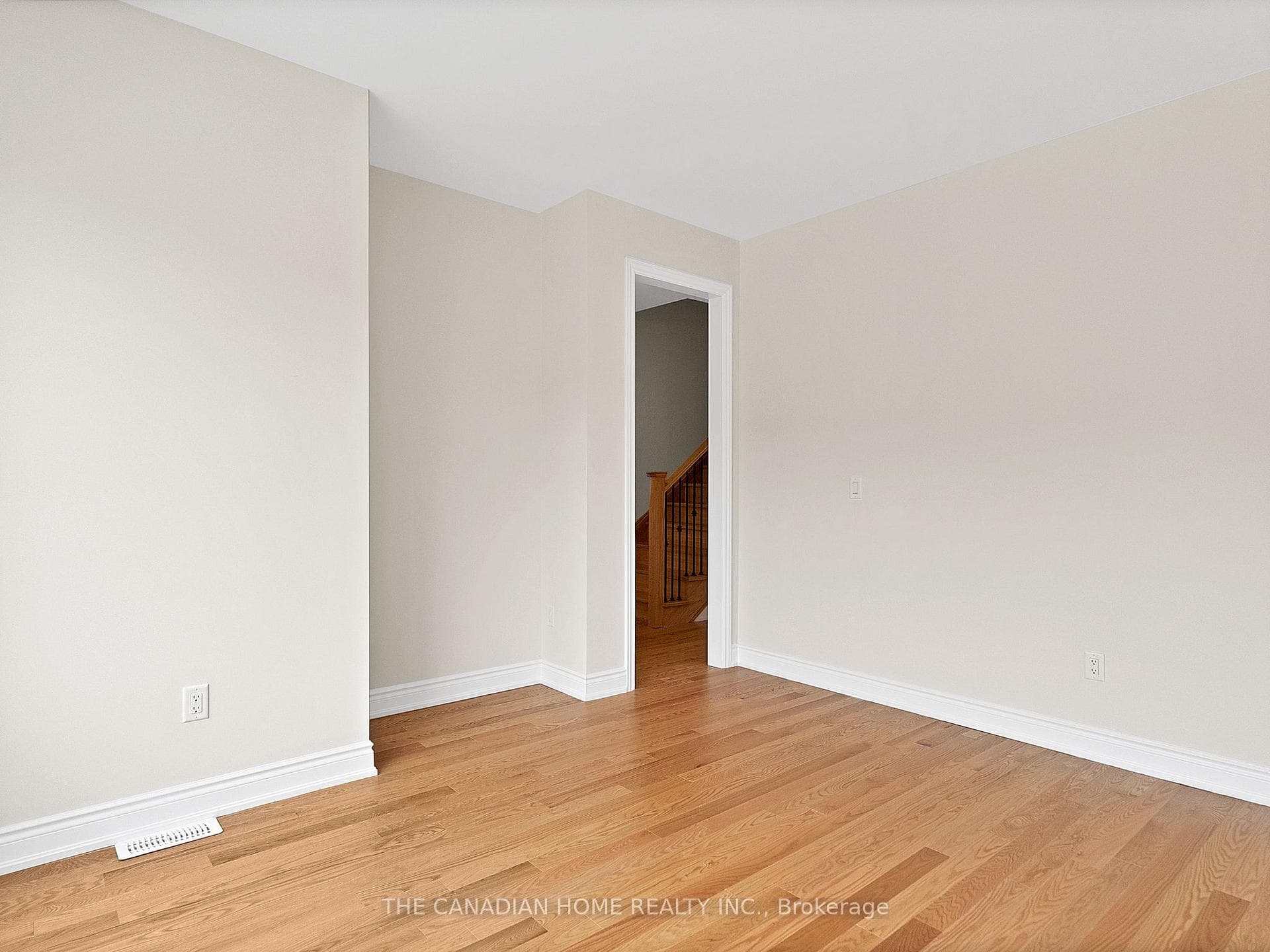 12 Marvin Avenue photo 17