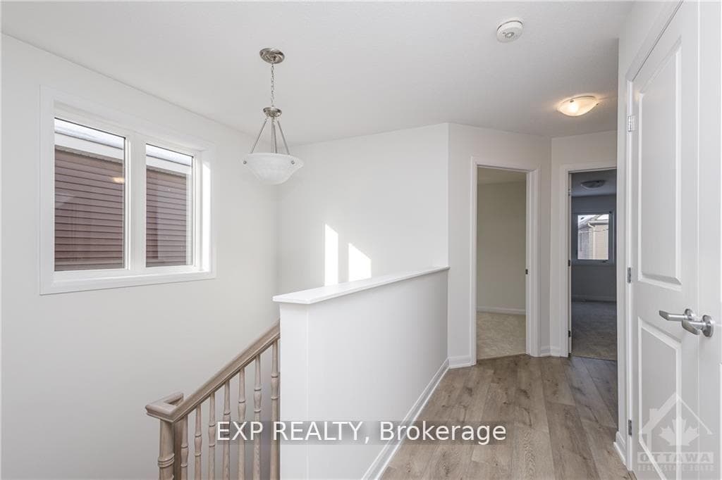 1006 BALLYHALE Heights photo 29
