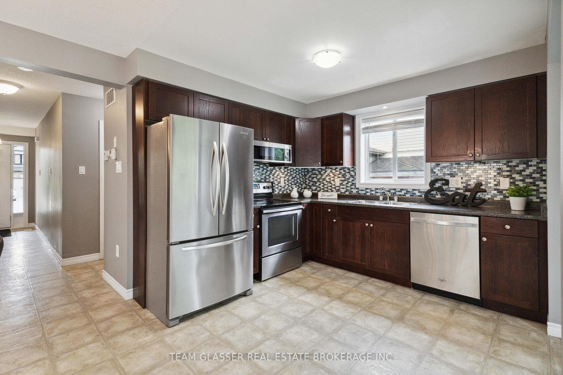 2306 Buroak Drive photo 11