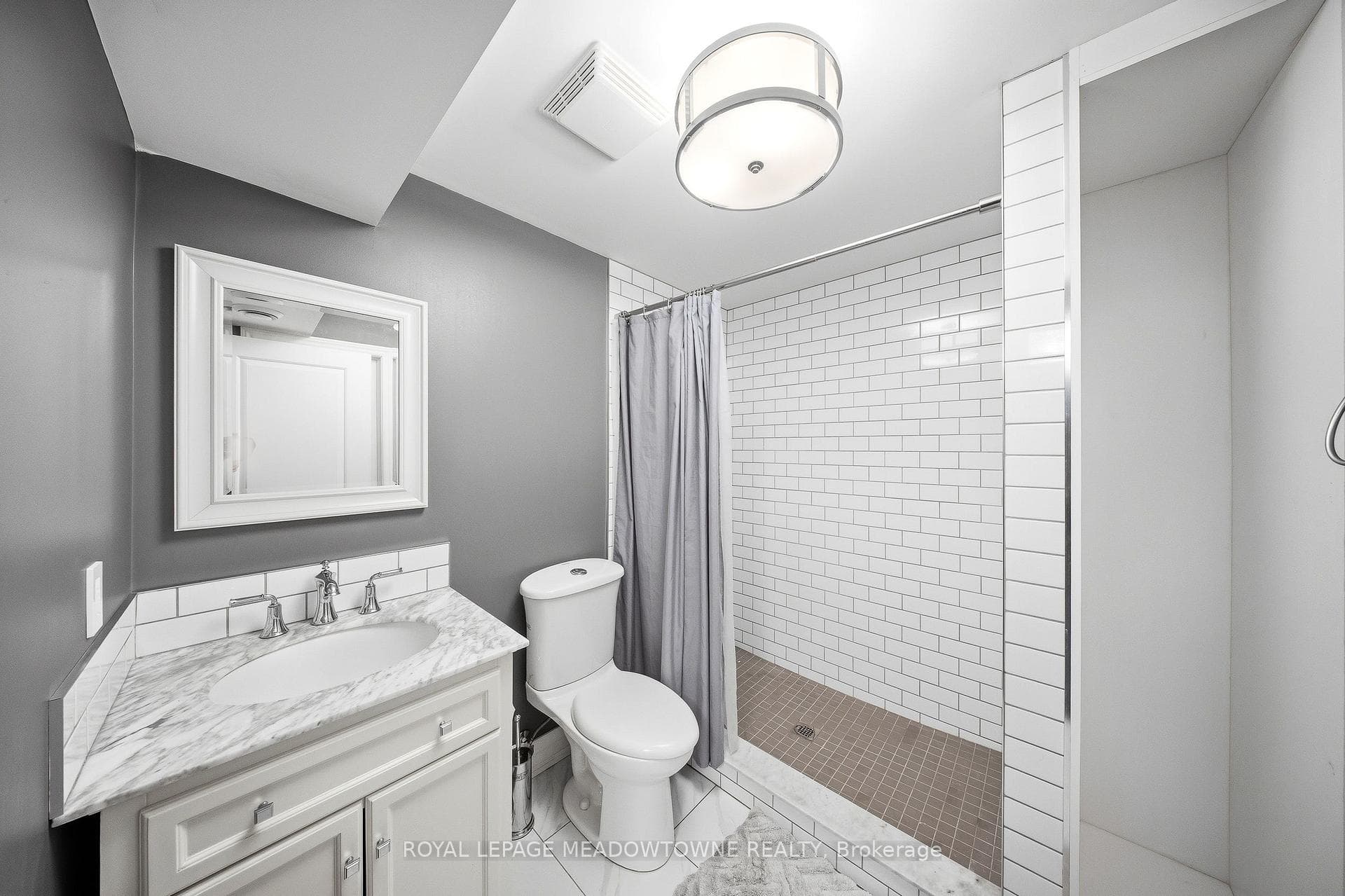 298 Eaton Street photo 42